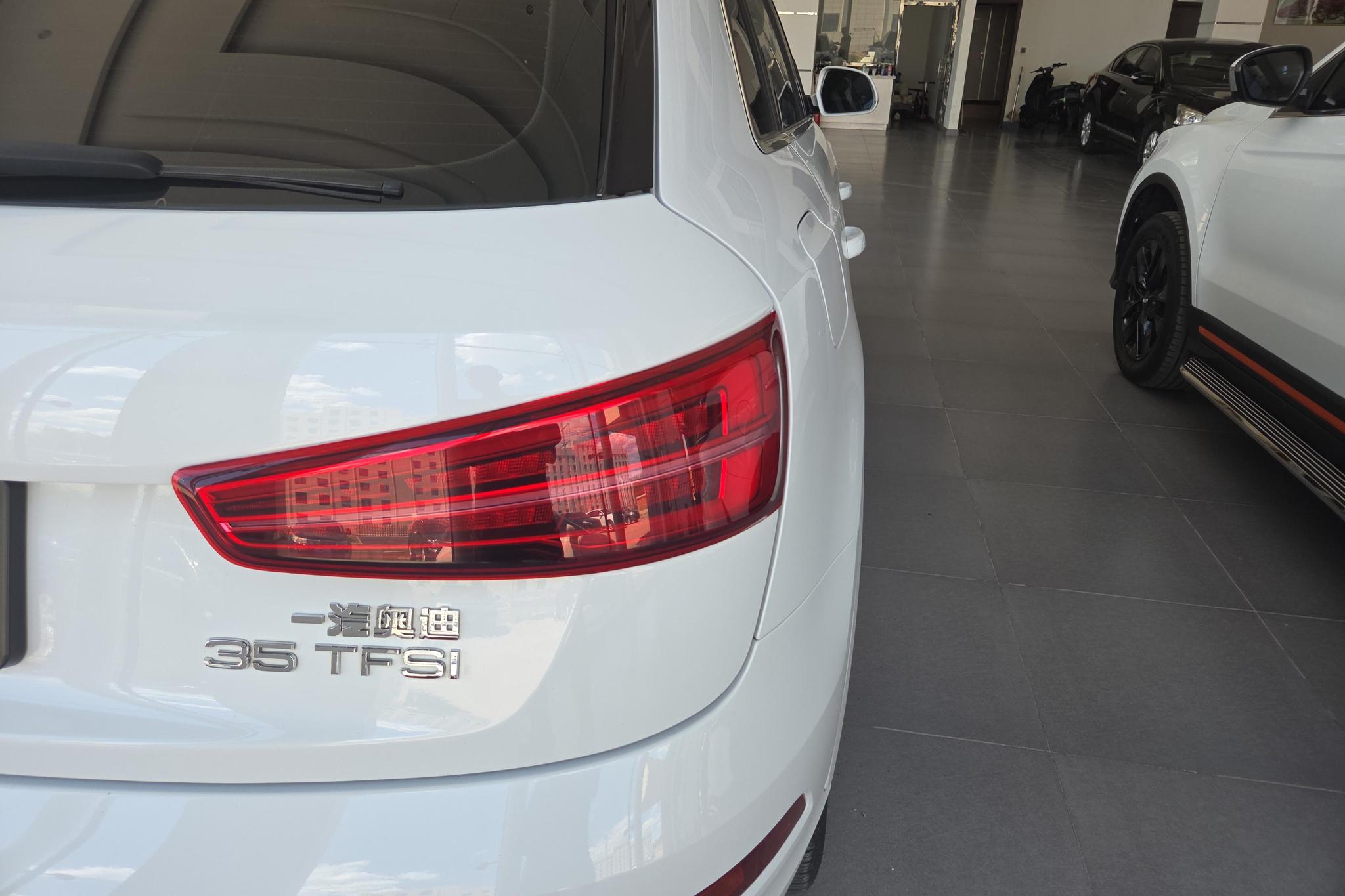 Audi Q3 2017 35 TFSI Fashion