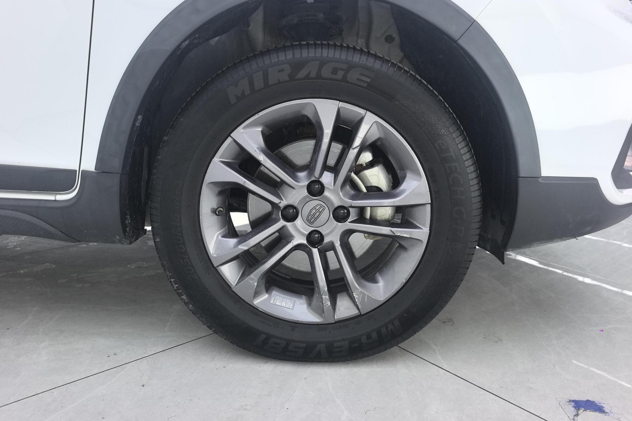 Geely Vision X3 X3 2020 1.5L CVT Luxury