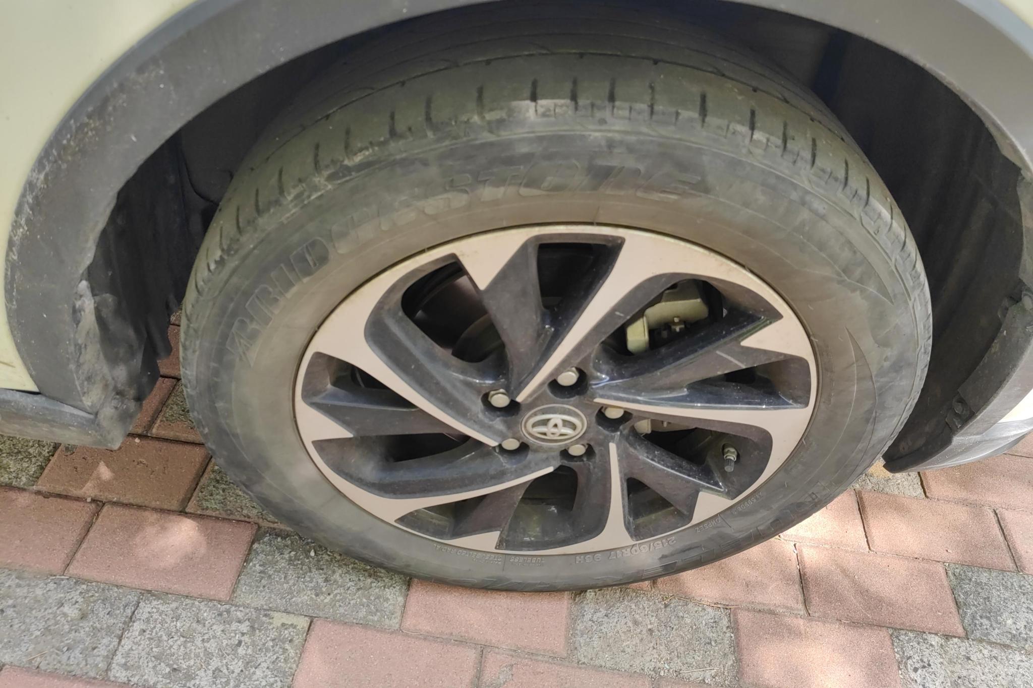 Toyota Izoa 2018 2.0L VI