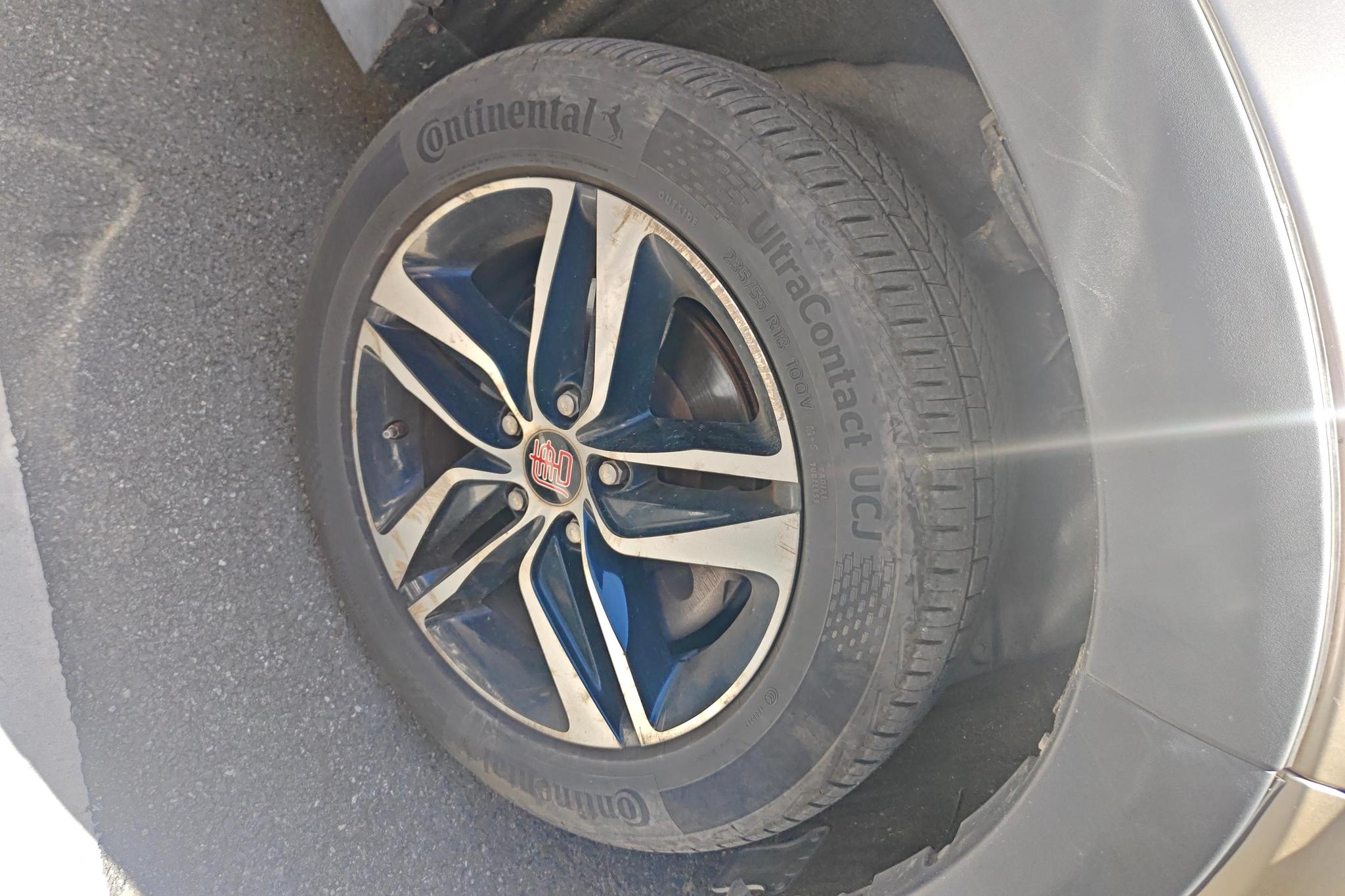 BYD Tang DM 2015 DM 2.0T Flagship