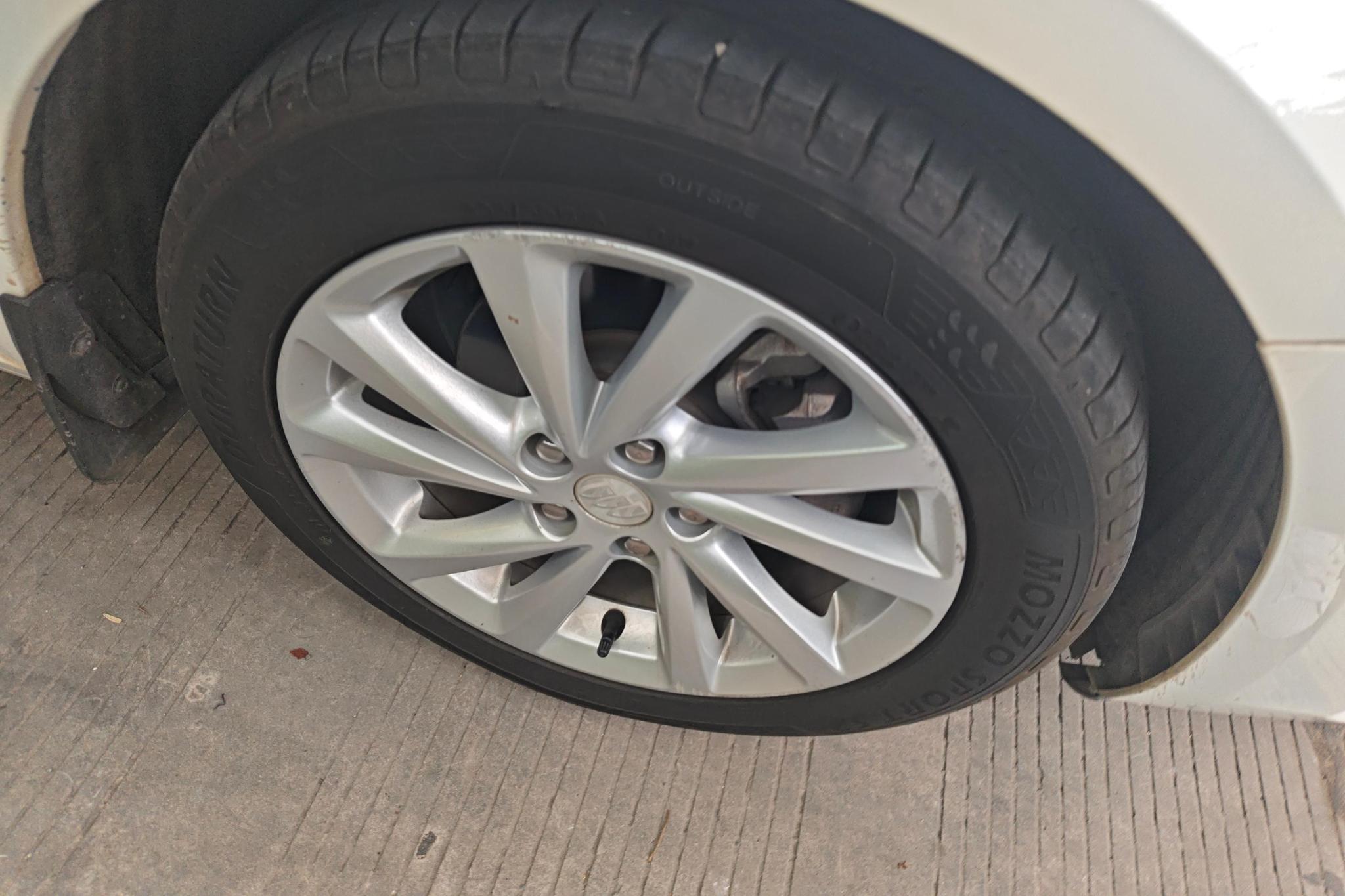 Buick Verano 2018 15S AT Lead