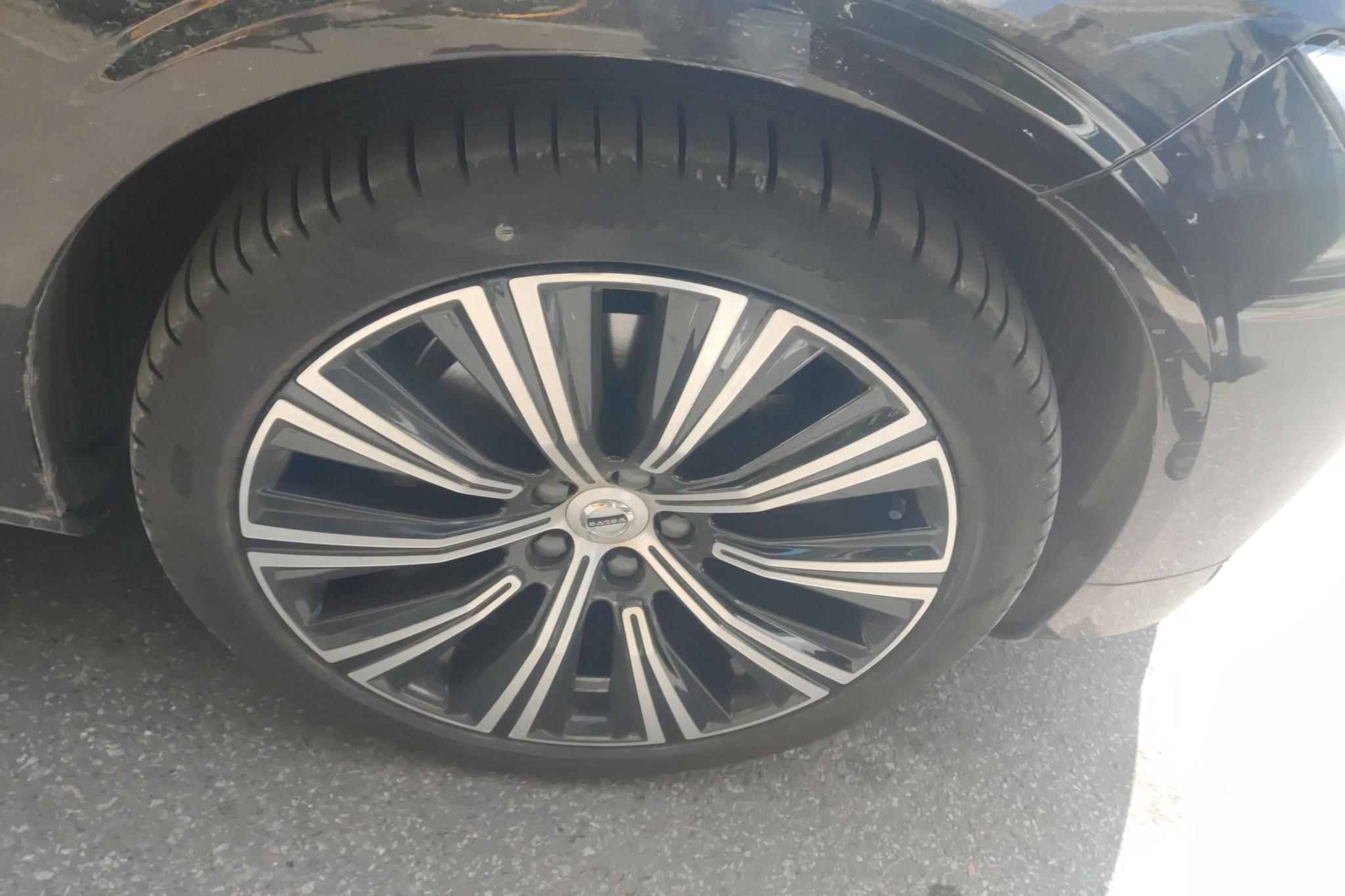 Volvo S90 2025 B5 Luxury