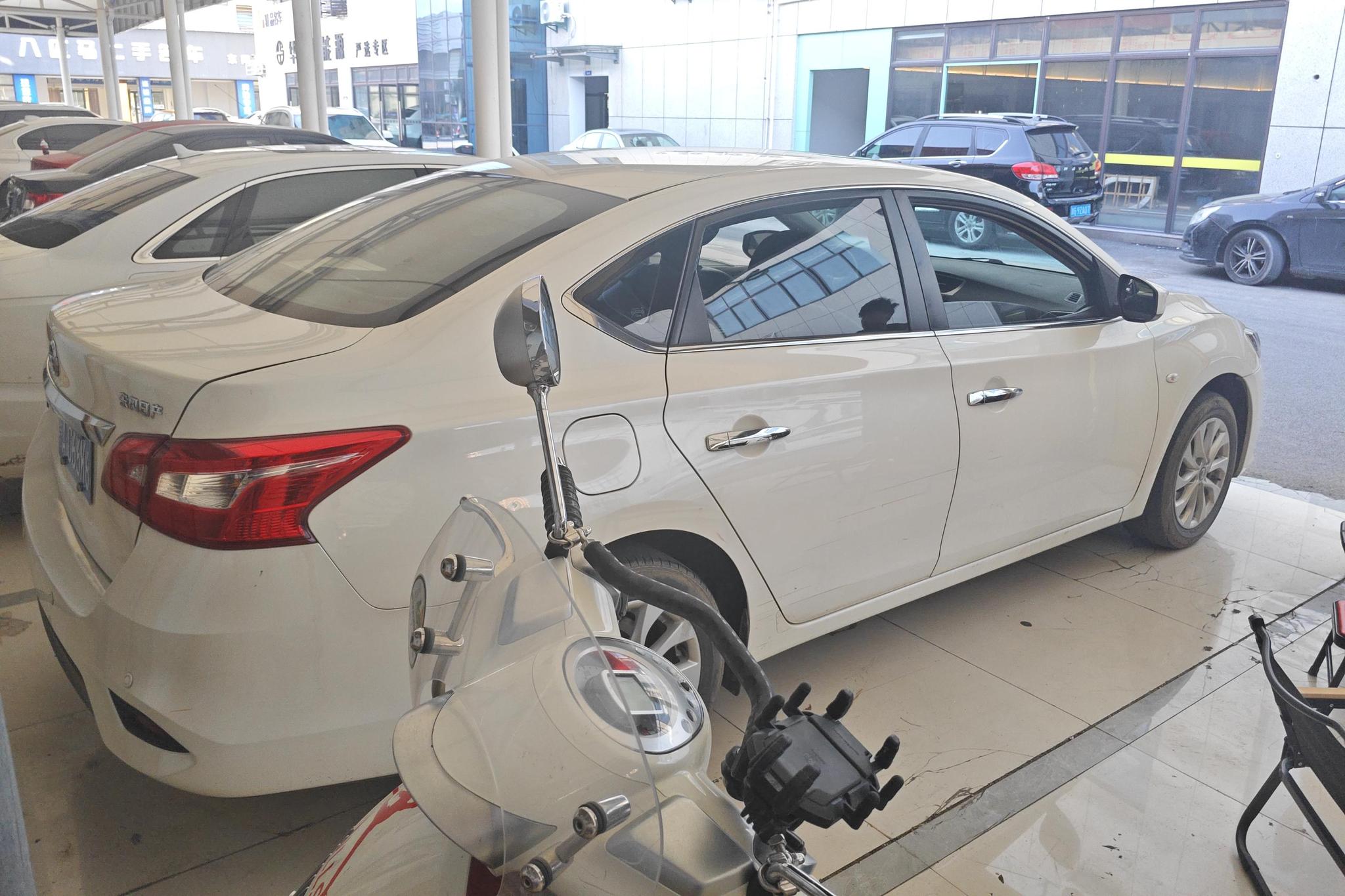 Nissan Xuan Yi id 4438736 из Китая 15