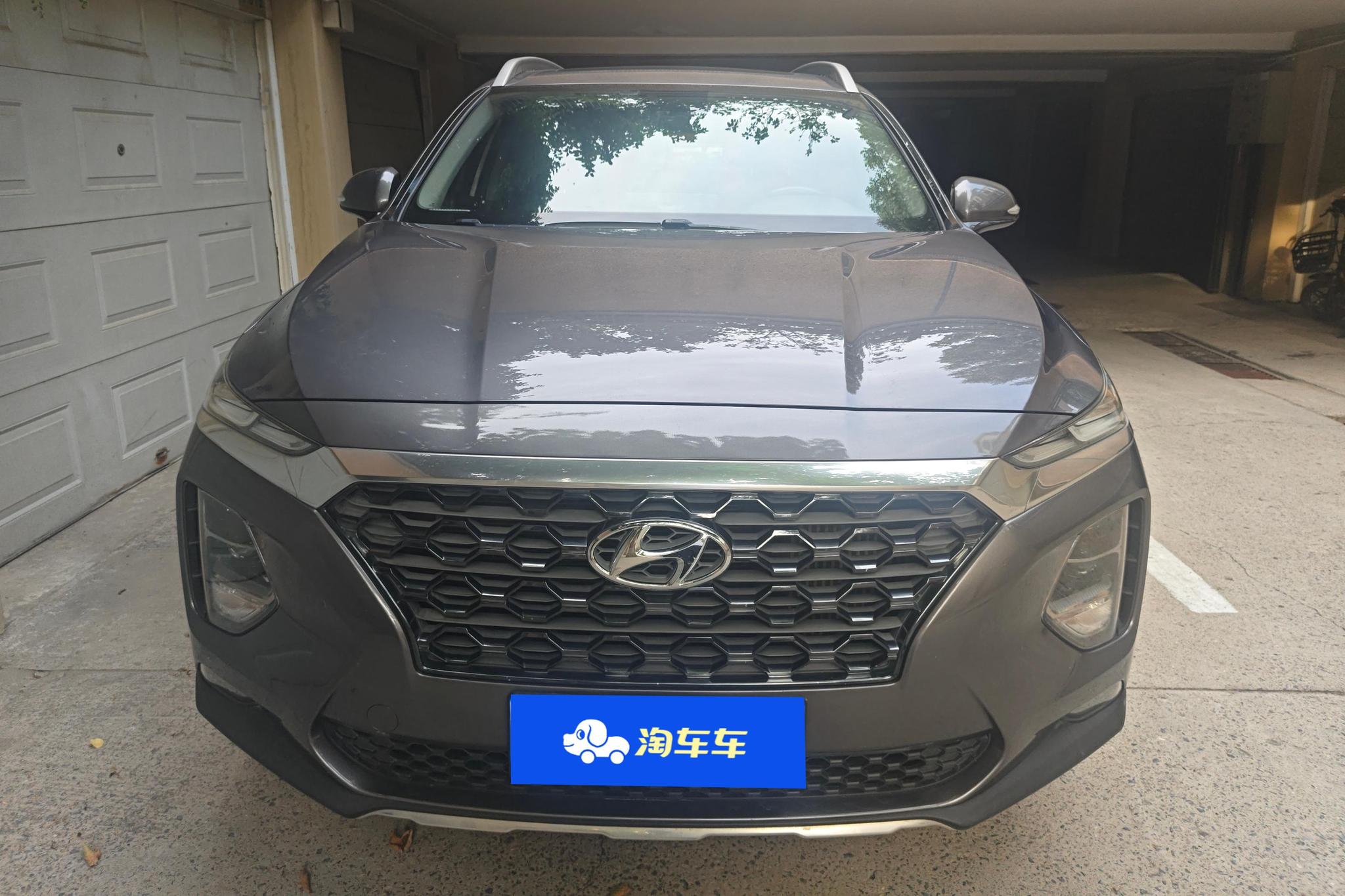 Hyundai Santa Fe 2019 380 TGDi GLS AT Luxury VI