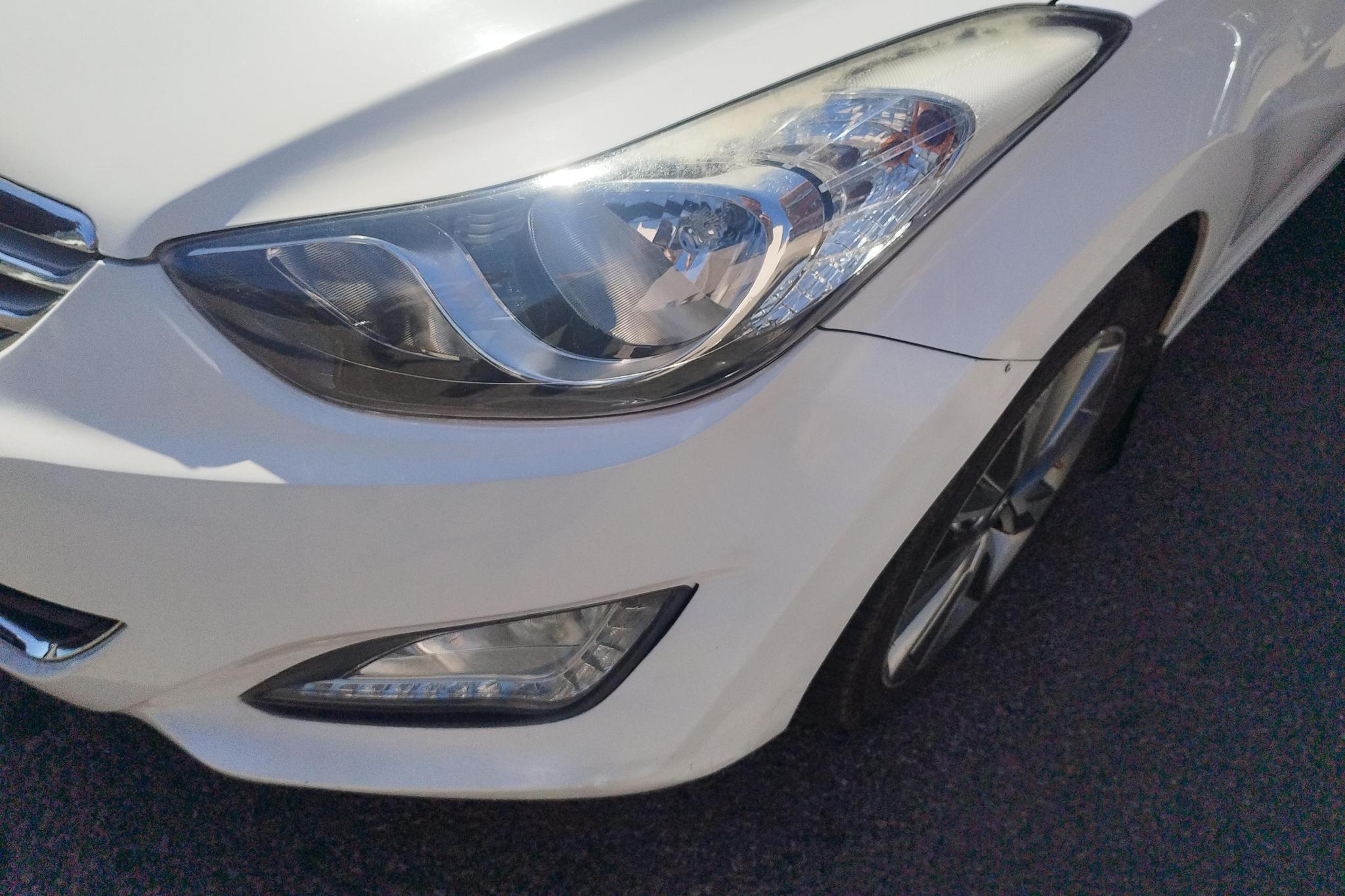 Hyundai Elantra 2015 1.6L AT Lead