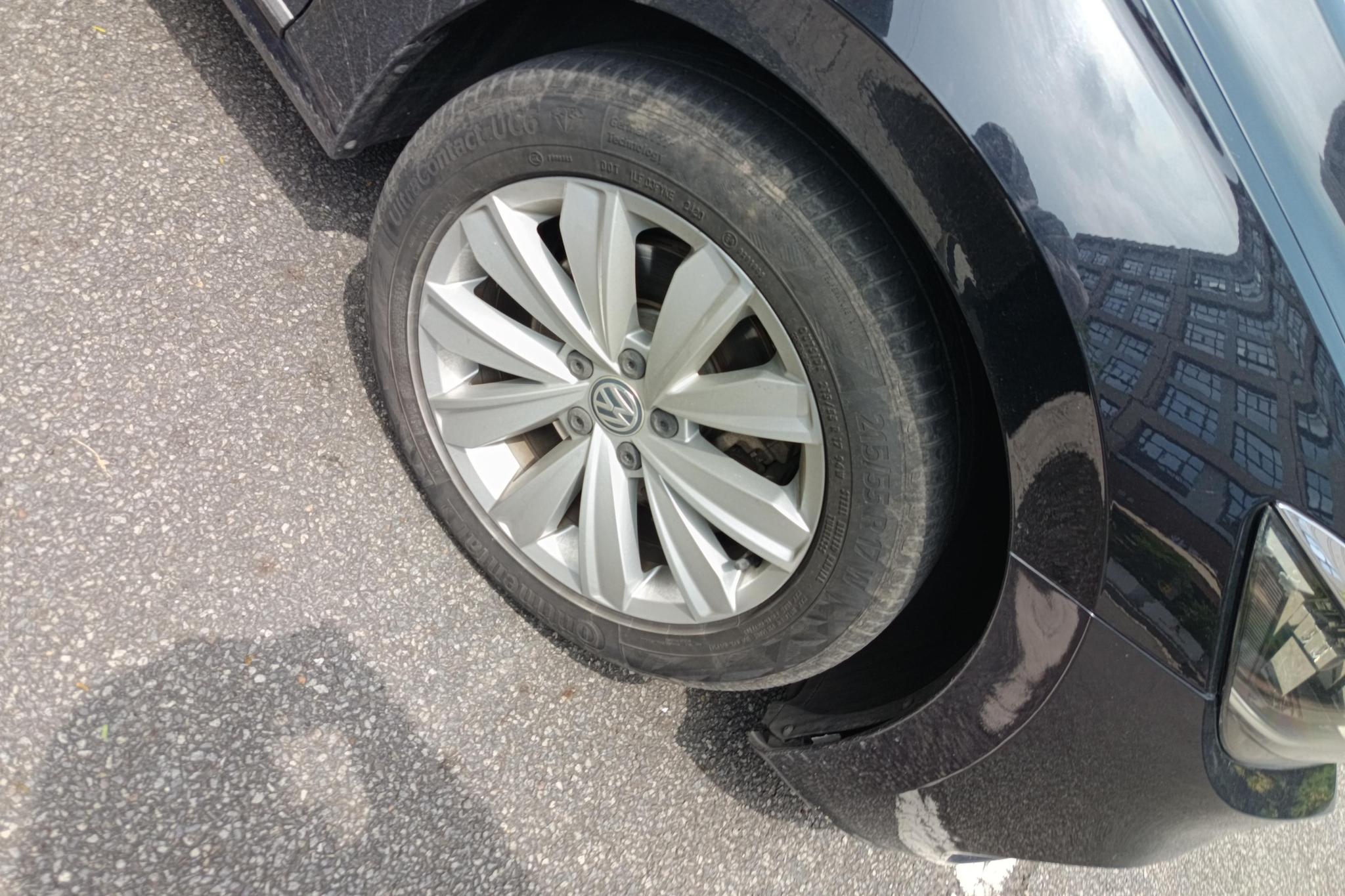 Volkswagen Passat 2019 330TSI Elite V