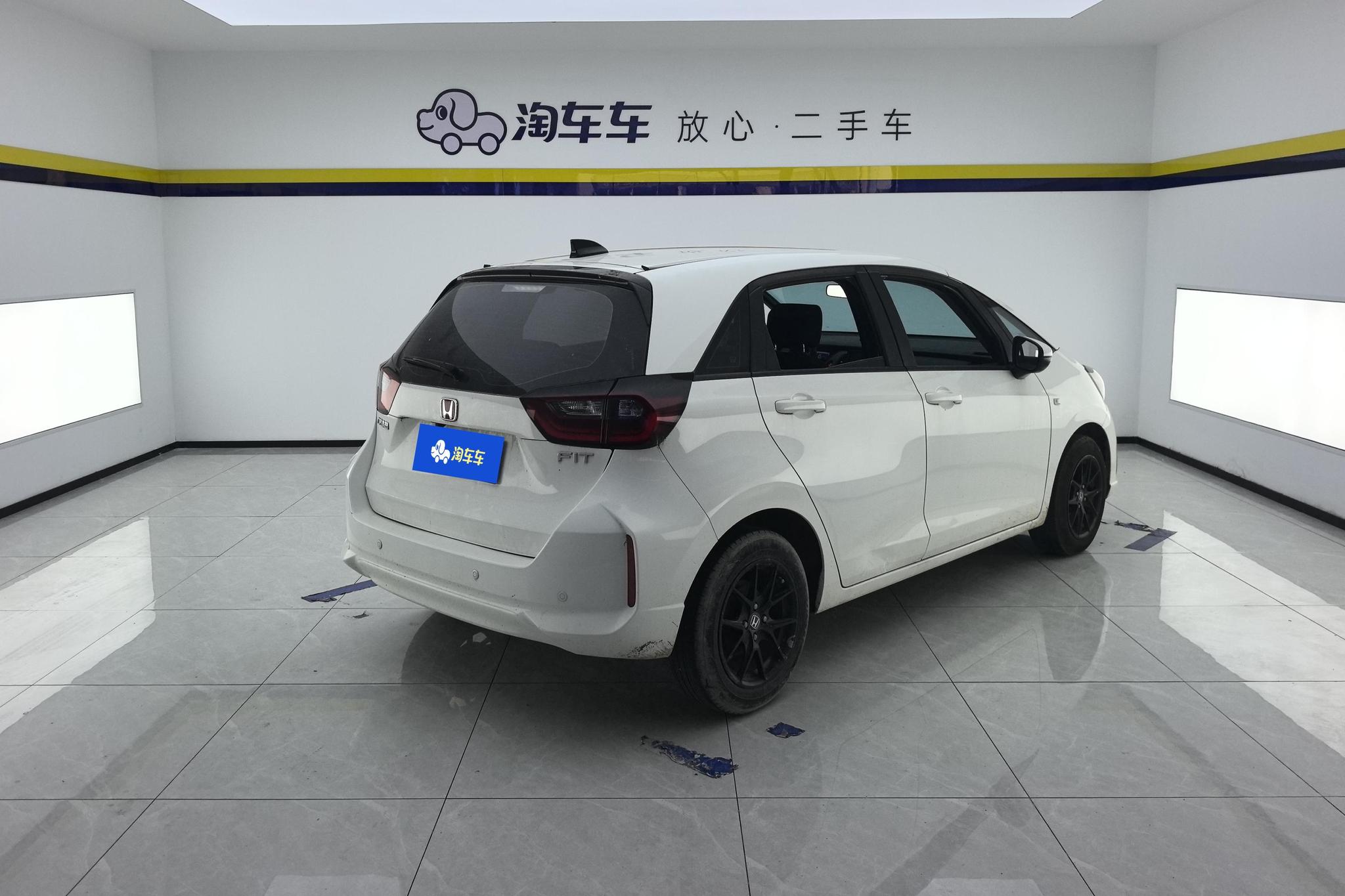 Honda Fit id 4440022 из Китая 17