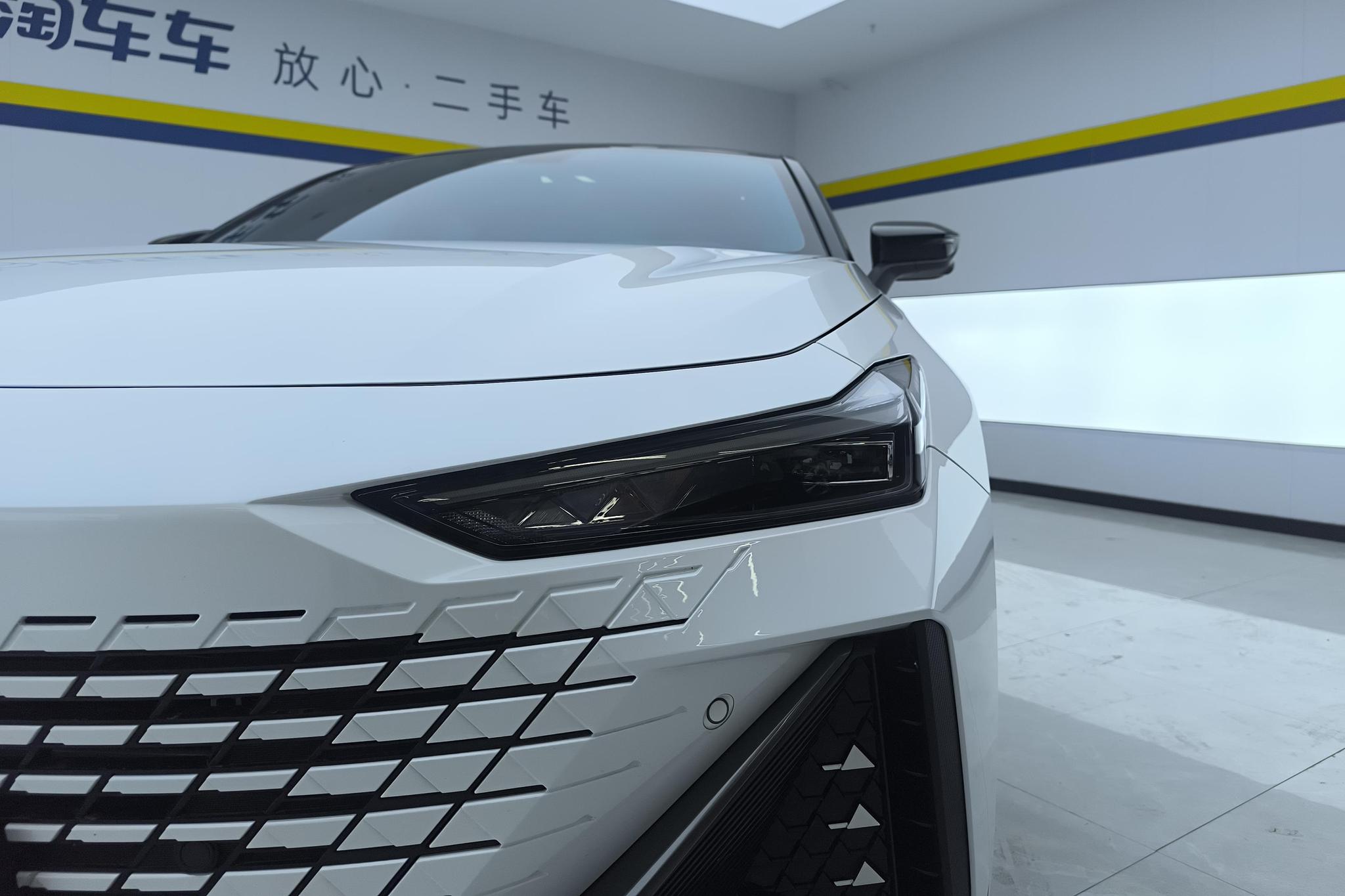 Changan UNI-V 2024 1.5T