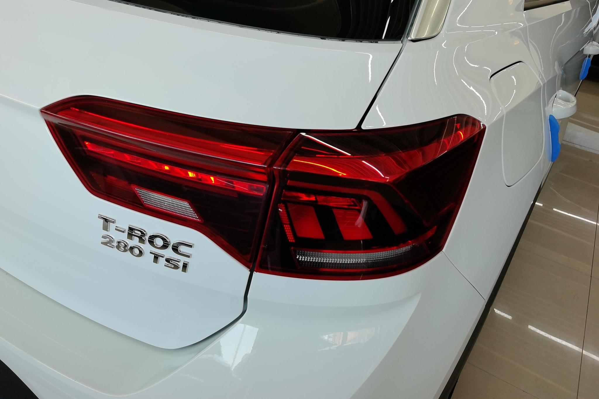 Volkswagen T-Roc 2019 280TSI DSG Comfort VI