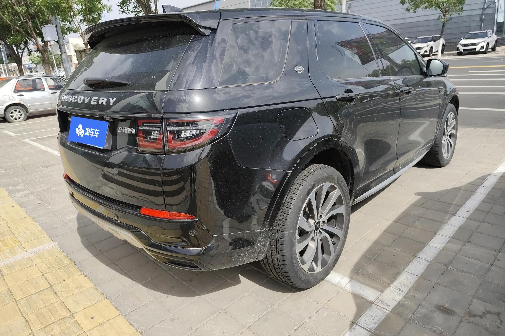 Land Rover Discovery Sport Sport 2024 249PS R-Dynamic SE 5 мест