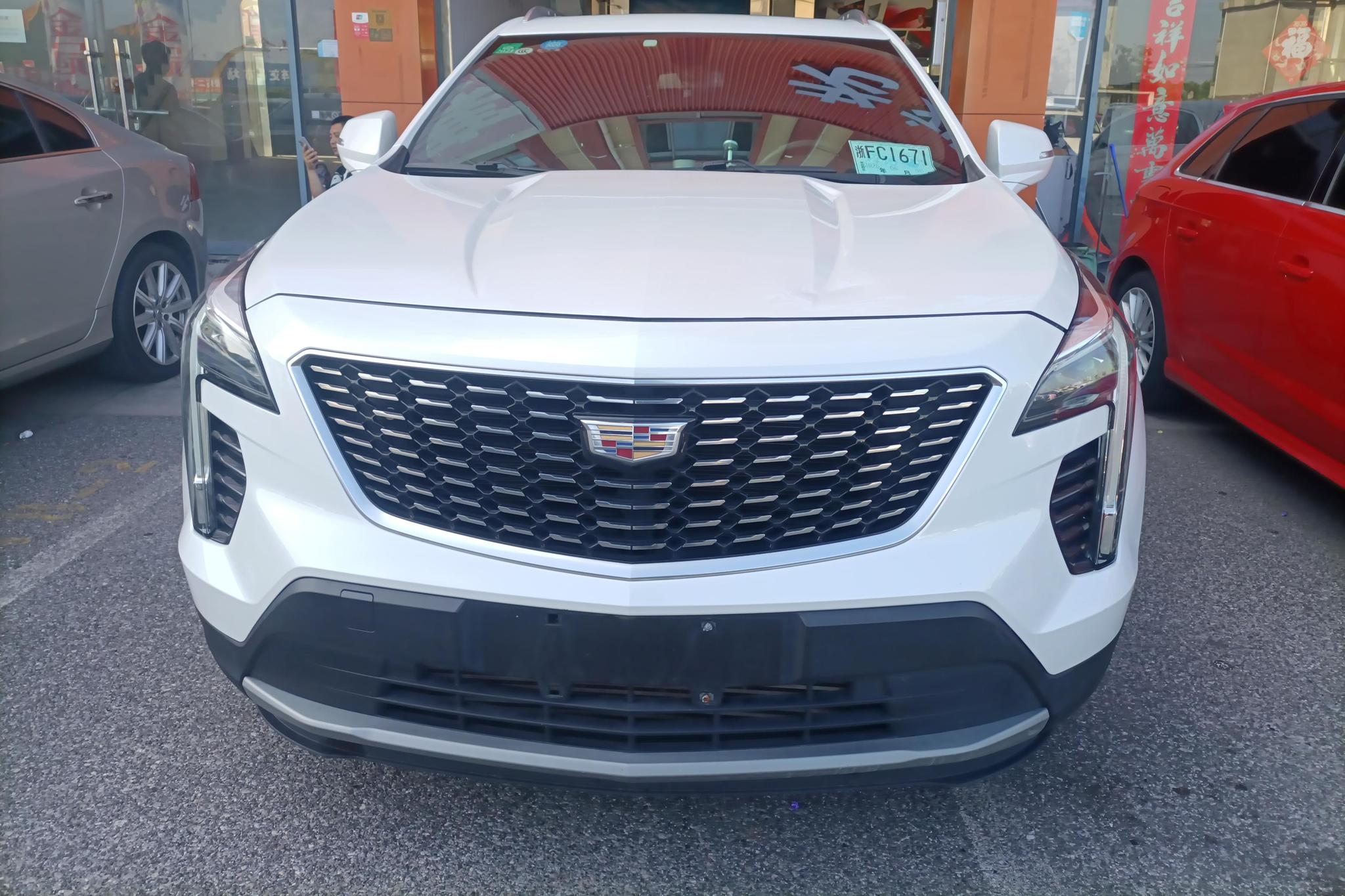 Cadillac XT4 2018 28T Lead
