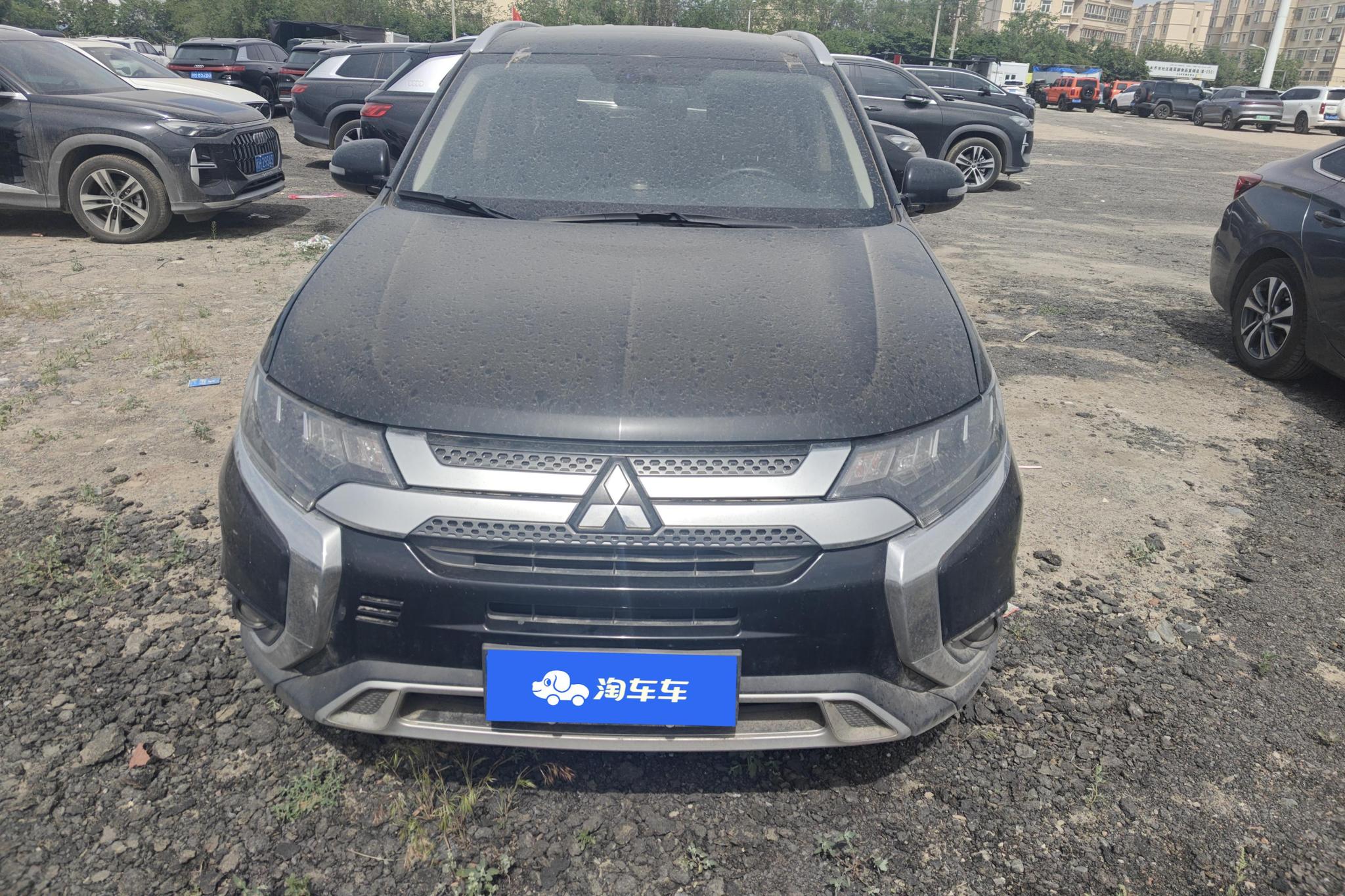 Mitsubishi Outlander 2020 2.4L 5 мест
