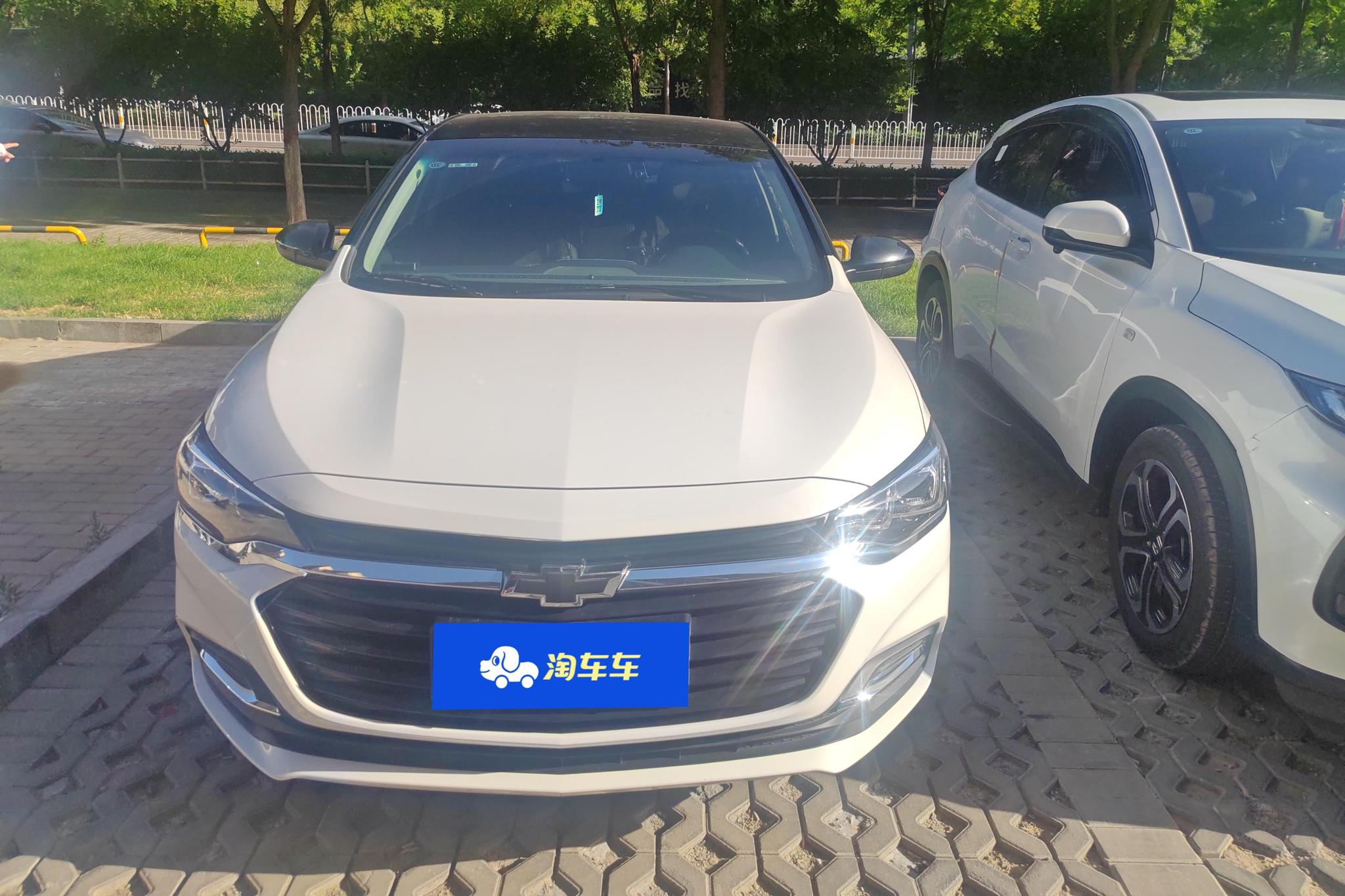 Chevrolet Monza 2020 320 AT Enjoy