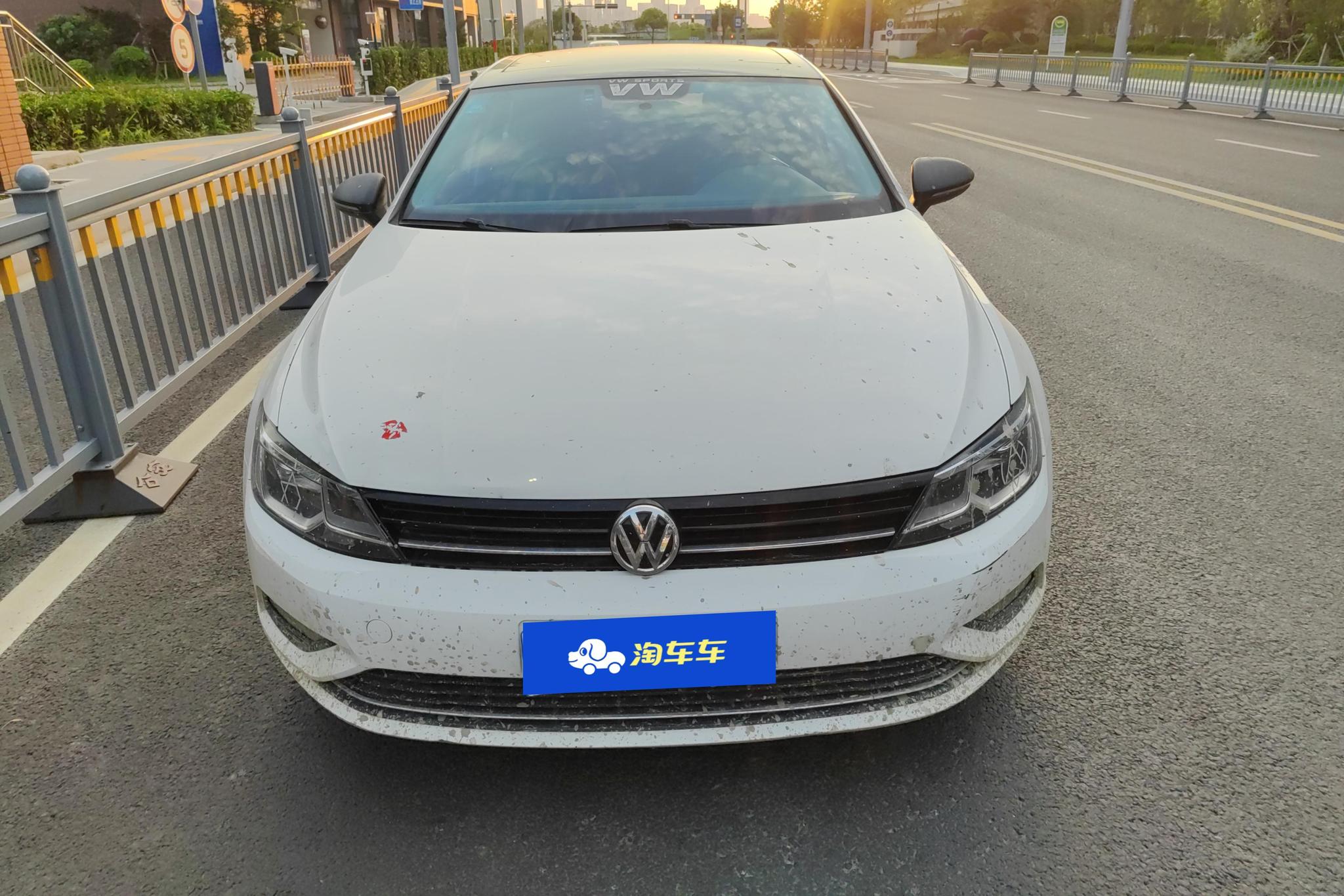 Volkswagen Lamando 2018 280TSI DSG Comfort