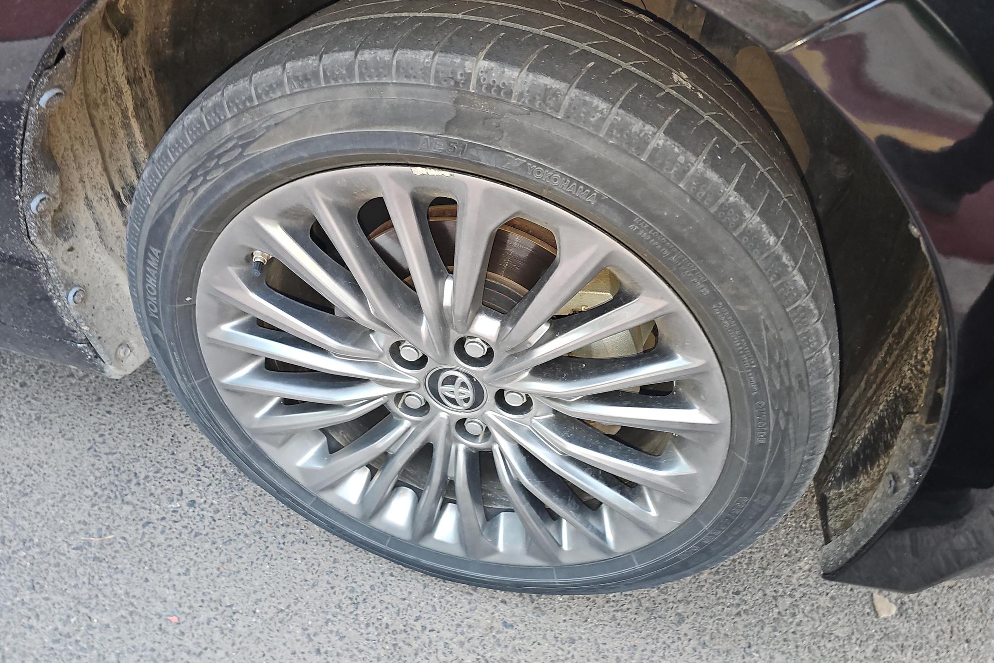 Toyota Avalon 2019 2.5L XLE Luxury VI