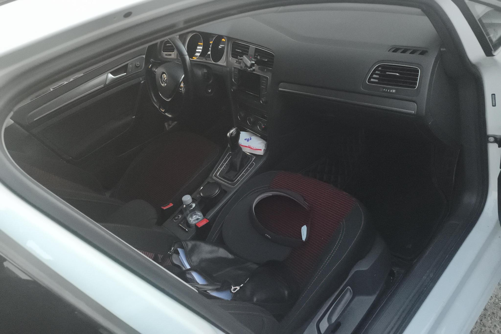 Volkswagen Golf 2015 1.4TSI AT Comfort