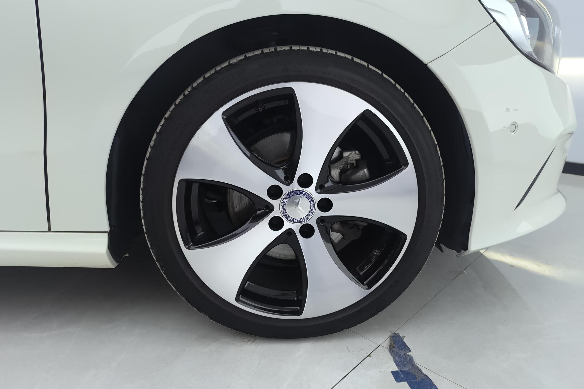 Mercedes-Benz A-Class A 2016 A 200 Fashion
