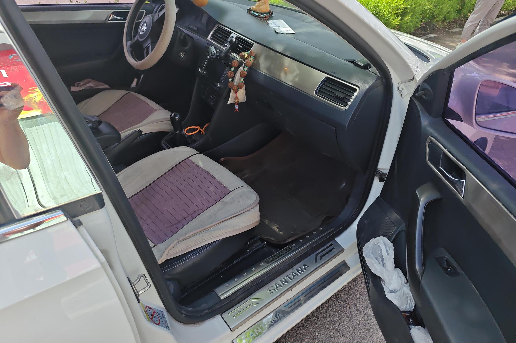 Volkswagen Santana 2015 1.6L MT