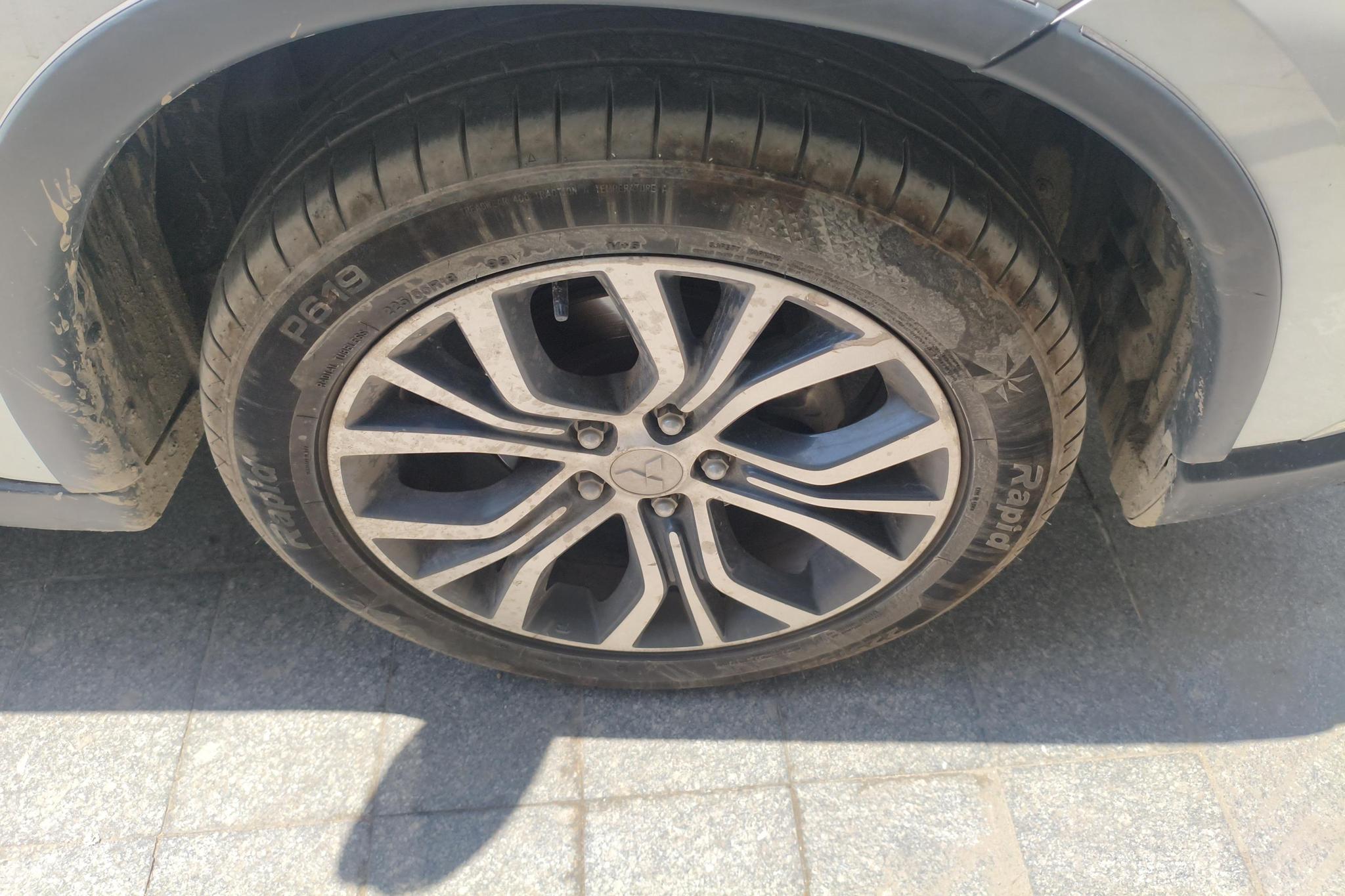 Mitsubishi Outlander 2018 2.0L 7 мест