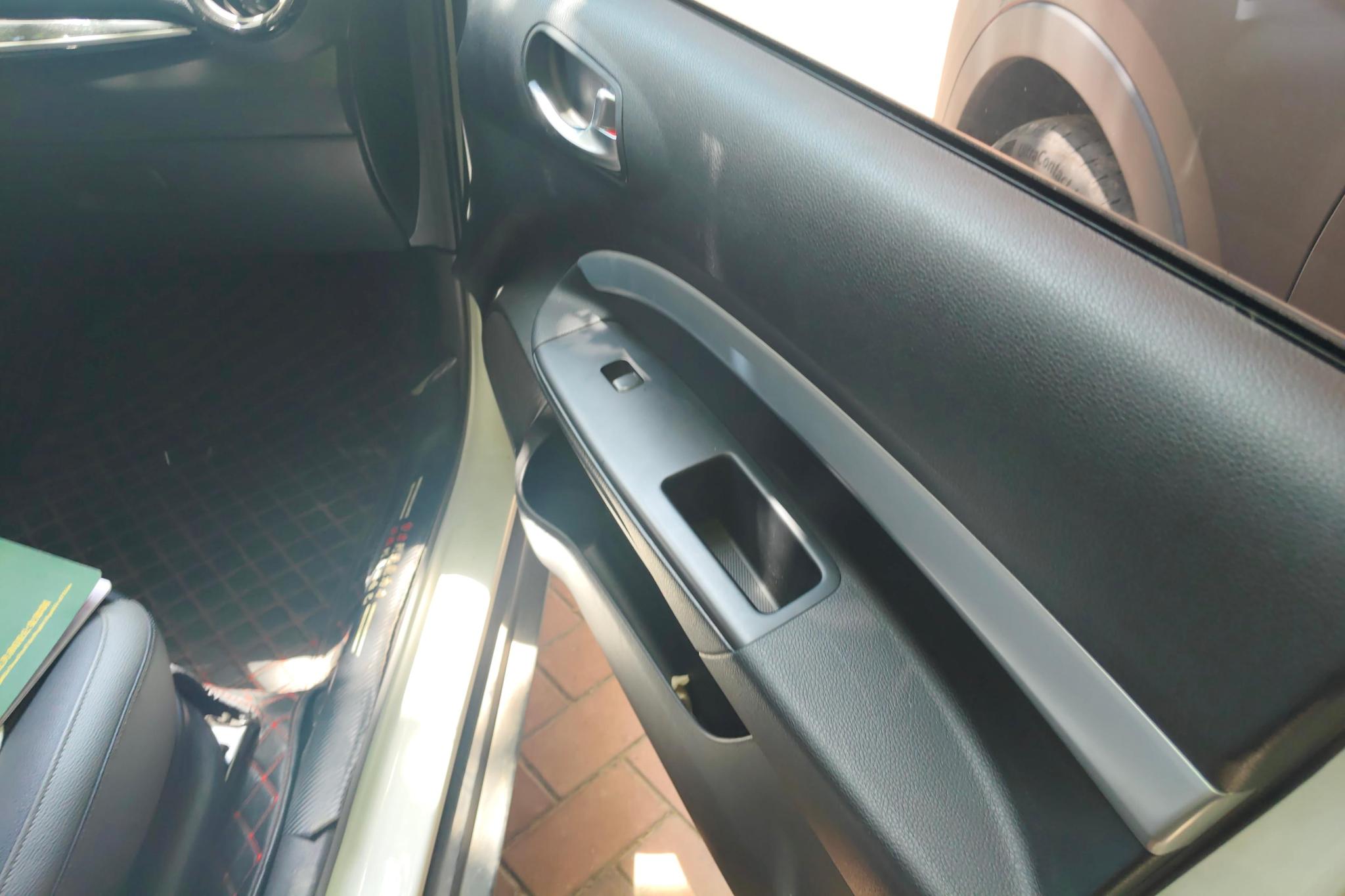 Kia KX1 2021 1.4L CVT