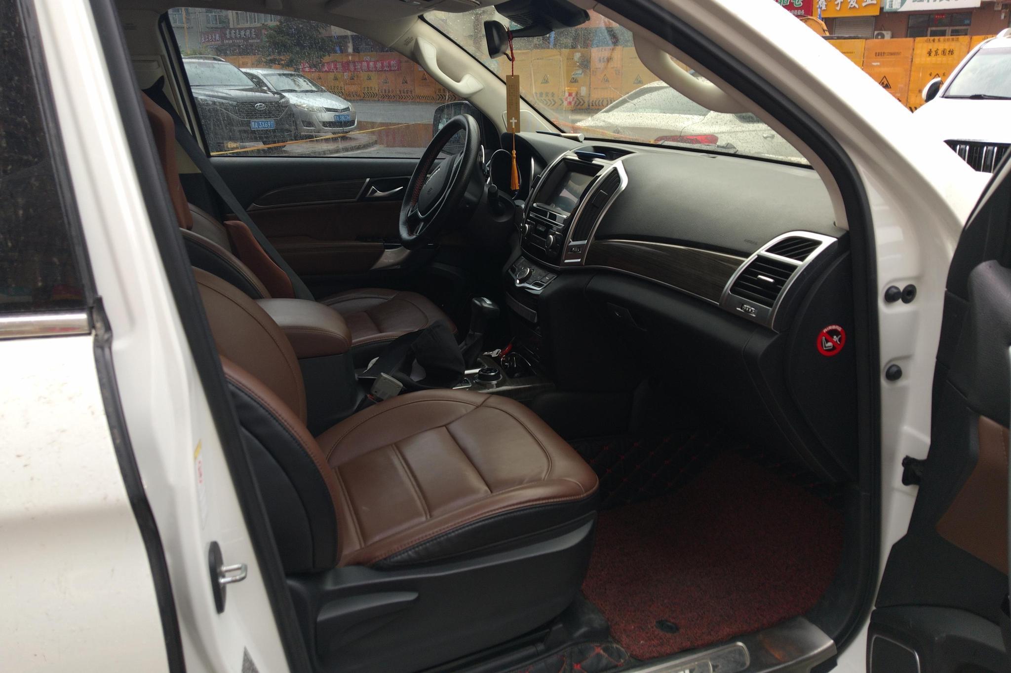 Haval H9 2016 2.0T Elite 7 мест