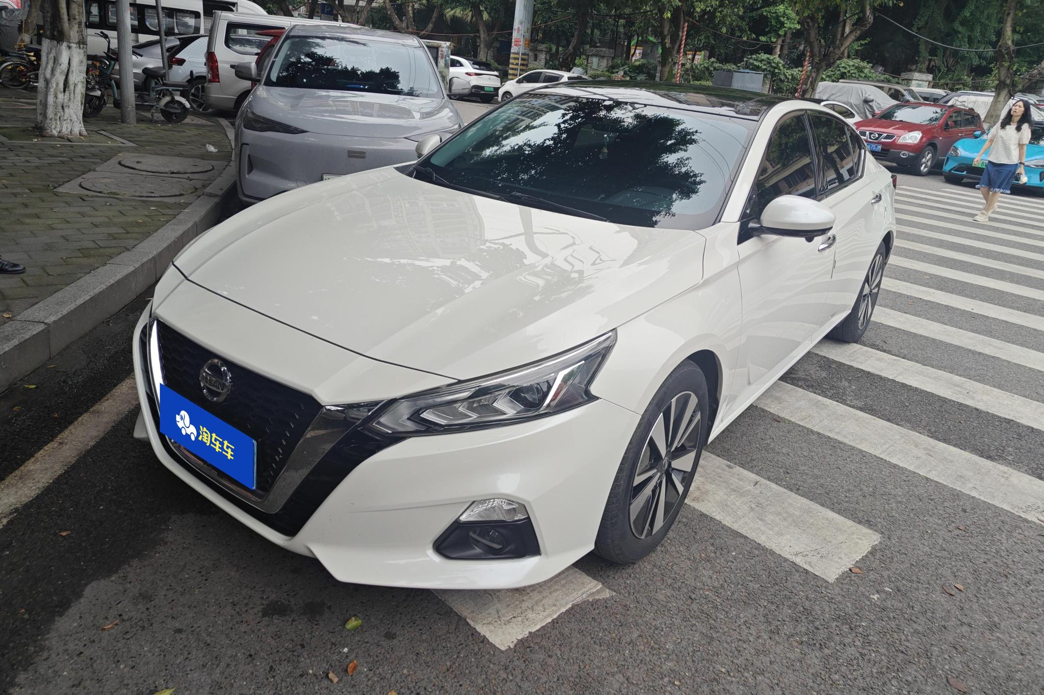 Nissan Teana id 4437489 из Китая 16