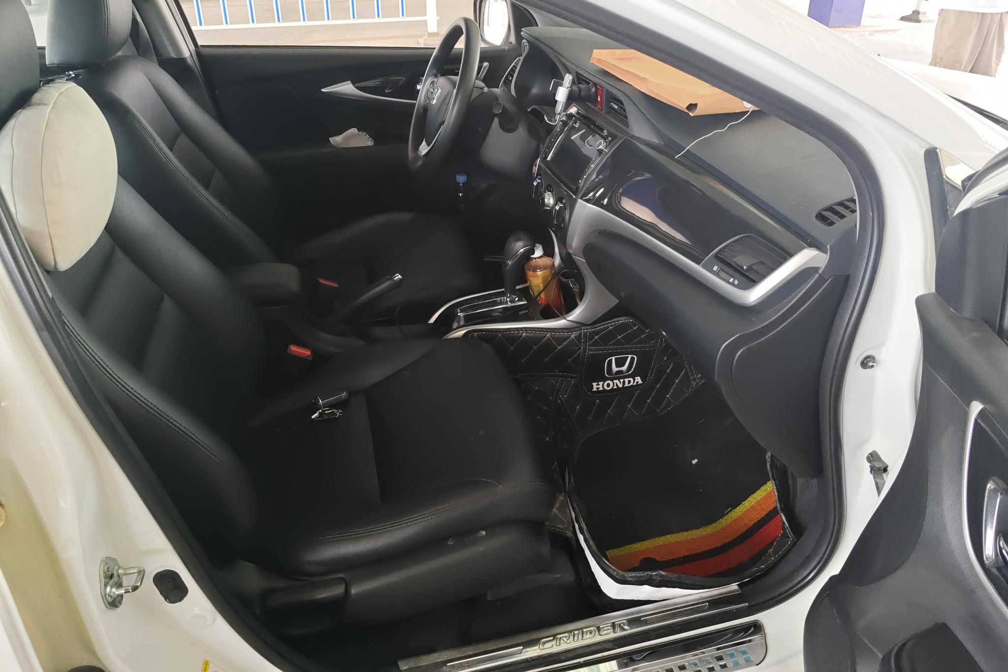 Honda Crider 2015 1.8L AT Luxury