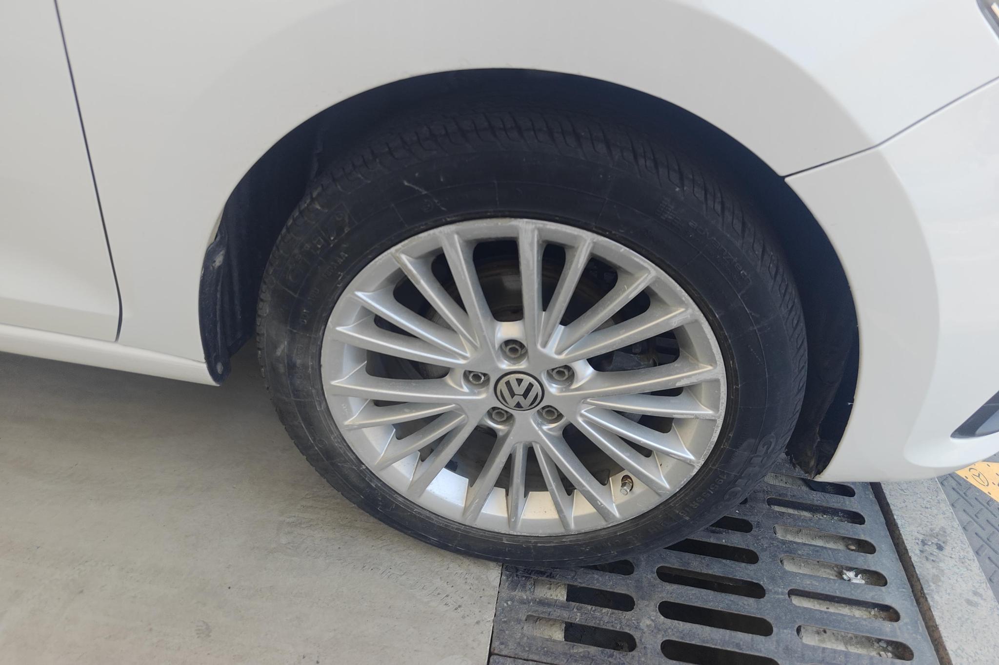Volkswagen Santana 2016 1.6L AT