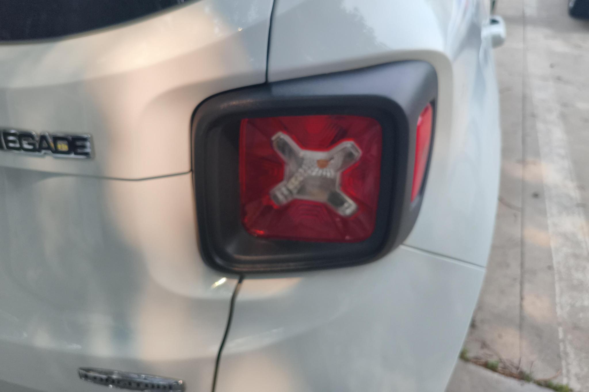 Jeep Renegade 2016 1.4T AT +