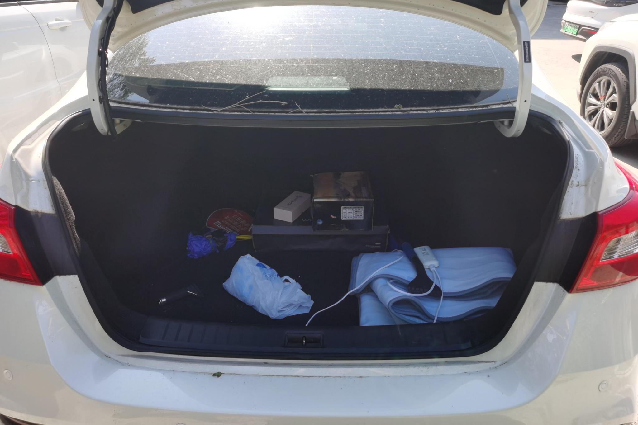 Nissan Xuan Yi id 4438011 из Китая 17