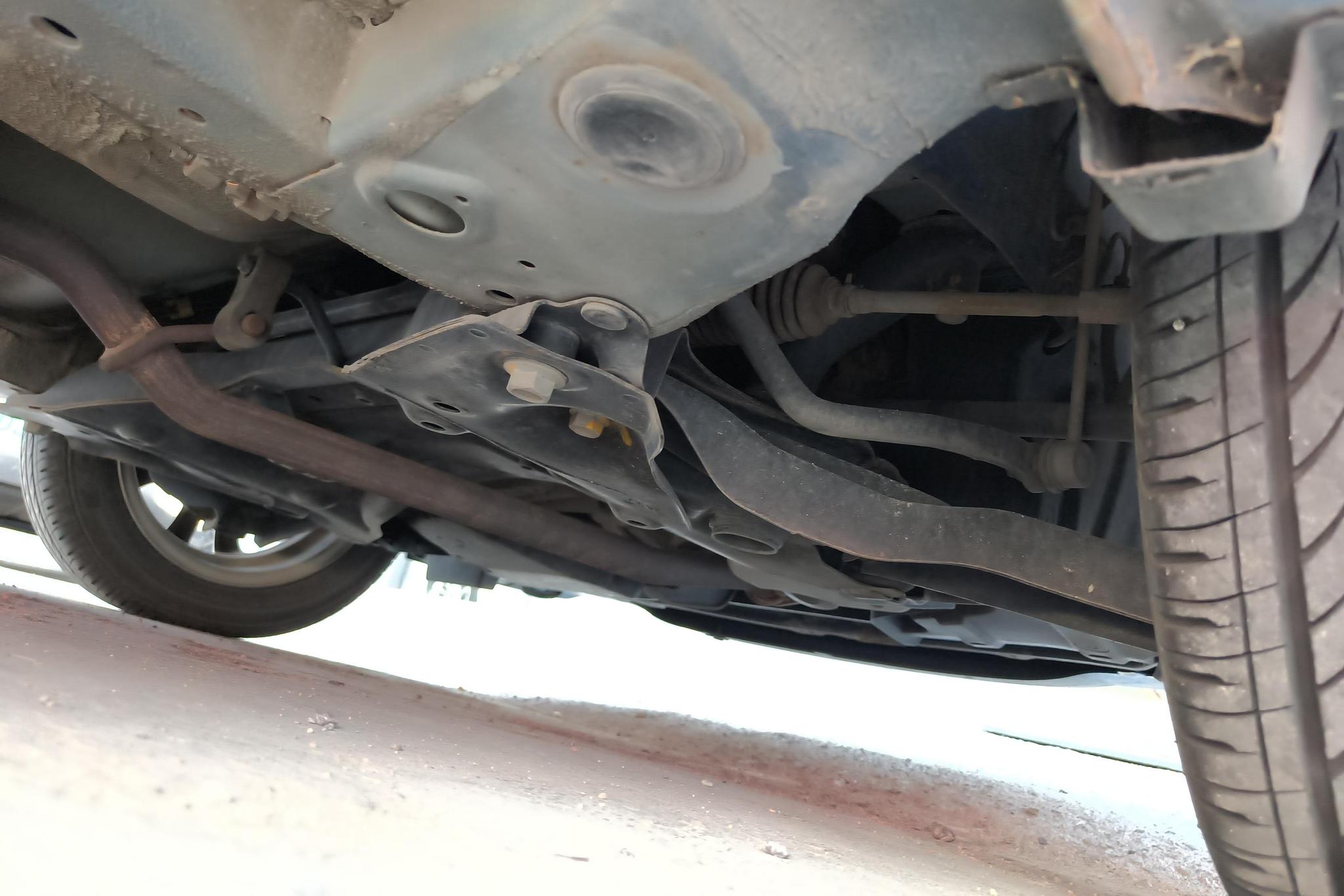 Suzuki Alto 2013 1.0L AT Luxury