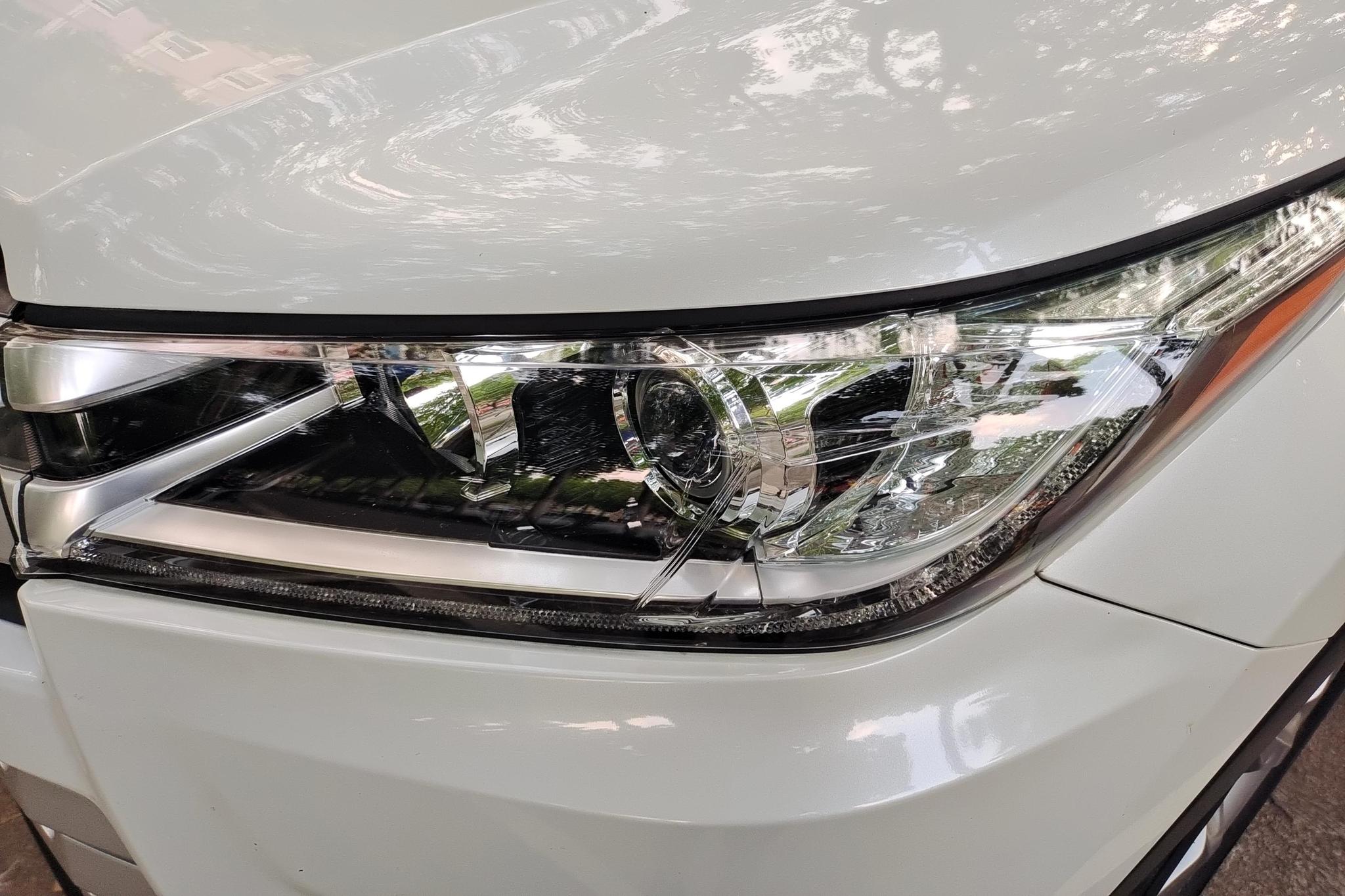 Toyota Highlander 2021 2.0T Luxury 7 мест