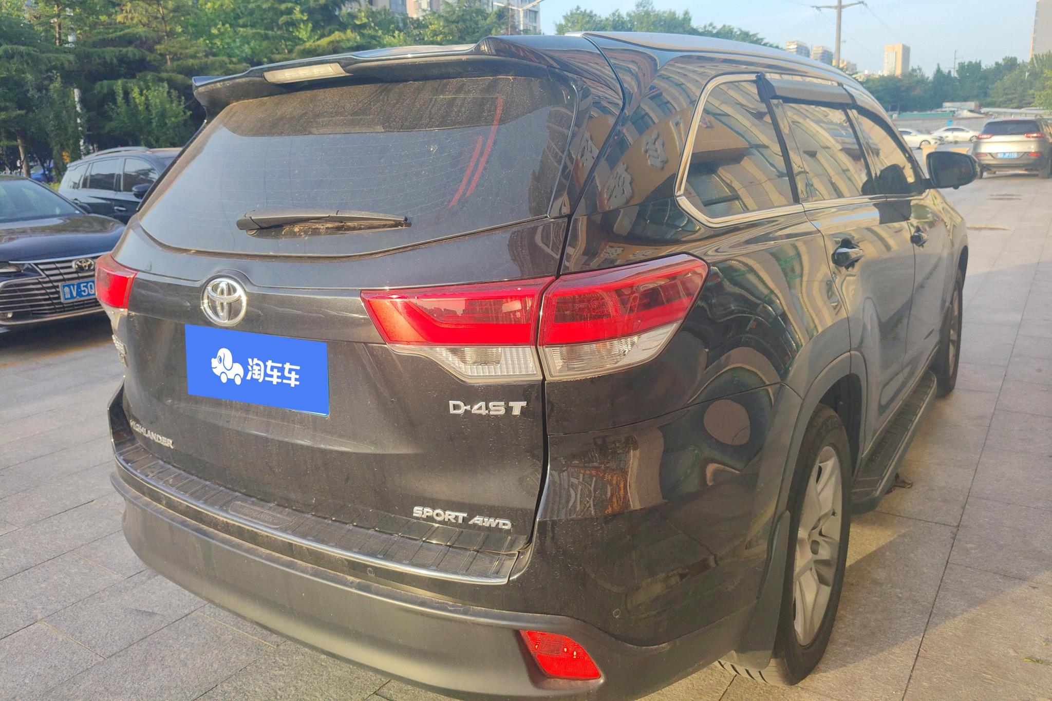 Toyota Highlander 2018 2.0T Luxury 7 мест VI