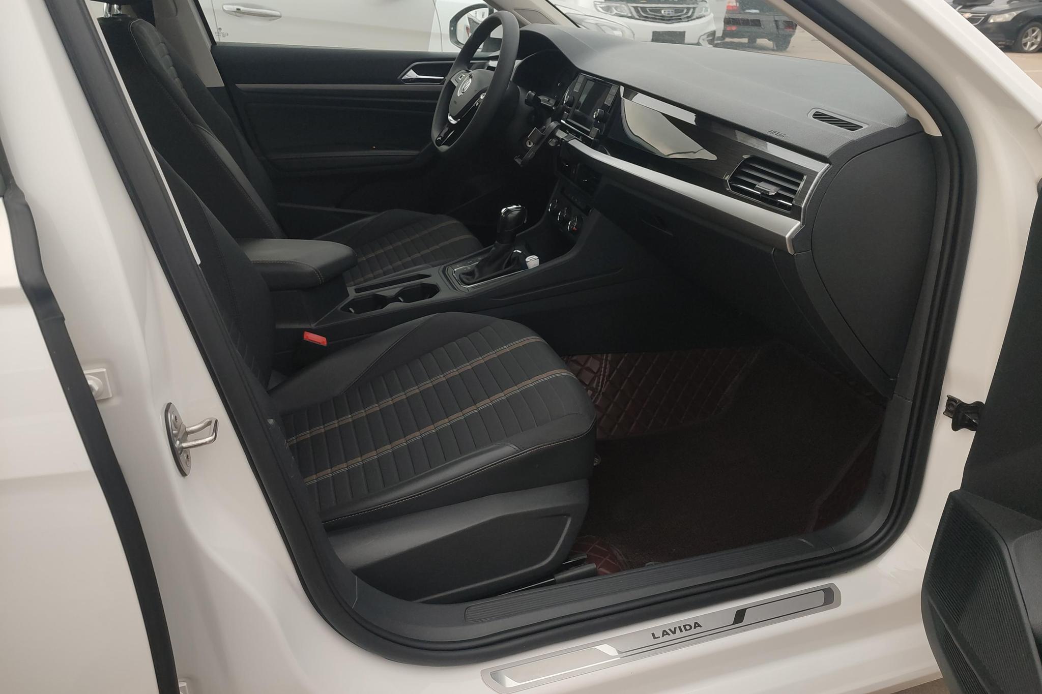 Volkswagen Lavida 2018 280TSI DSG Comfort V