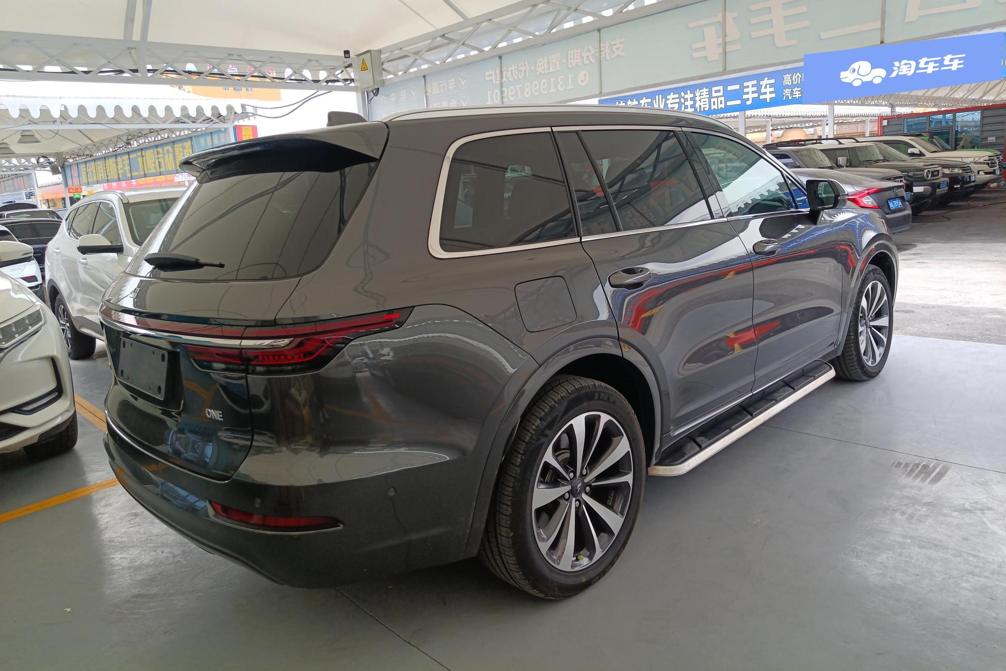 Li Auto ONE 2021 6 мест