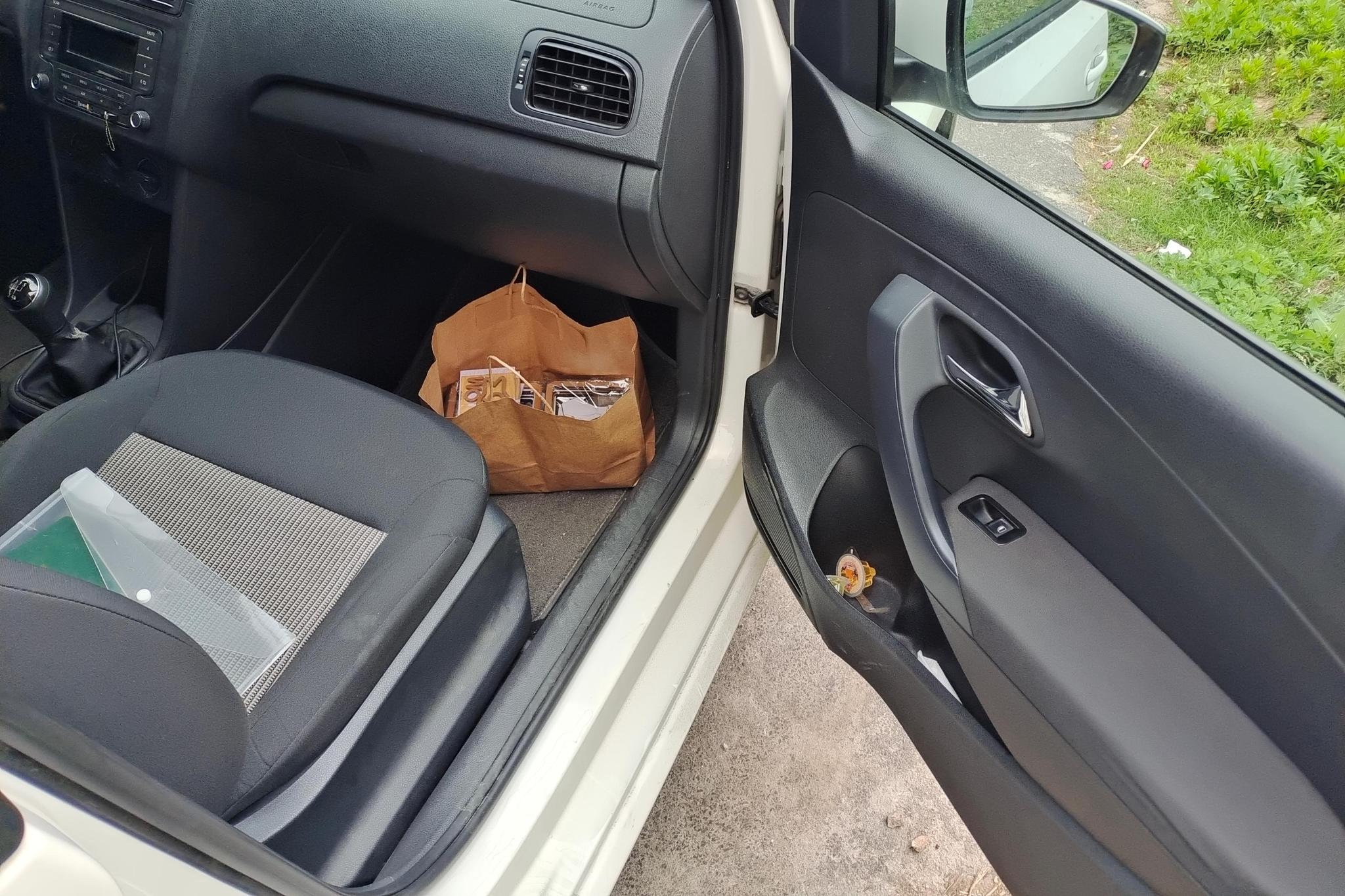 Volkswagen Polo 2014 1.4L MT