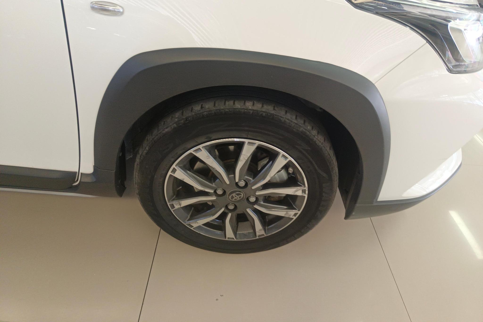 Toyota Yaris L Zhixuan YARIS L 2022 X 1.5L CVT Luxury PLUS