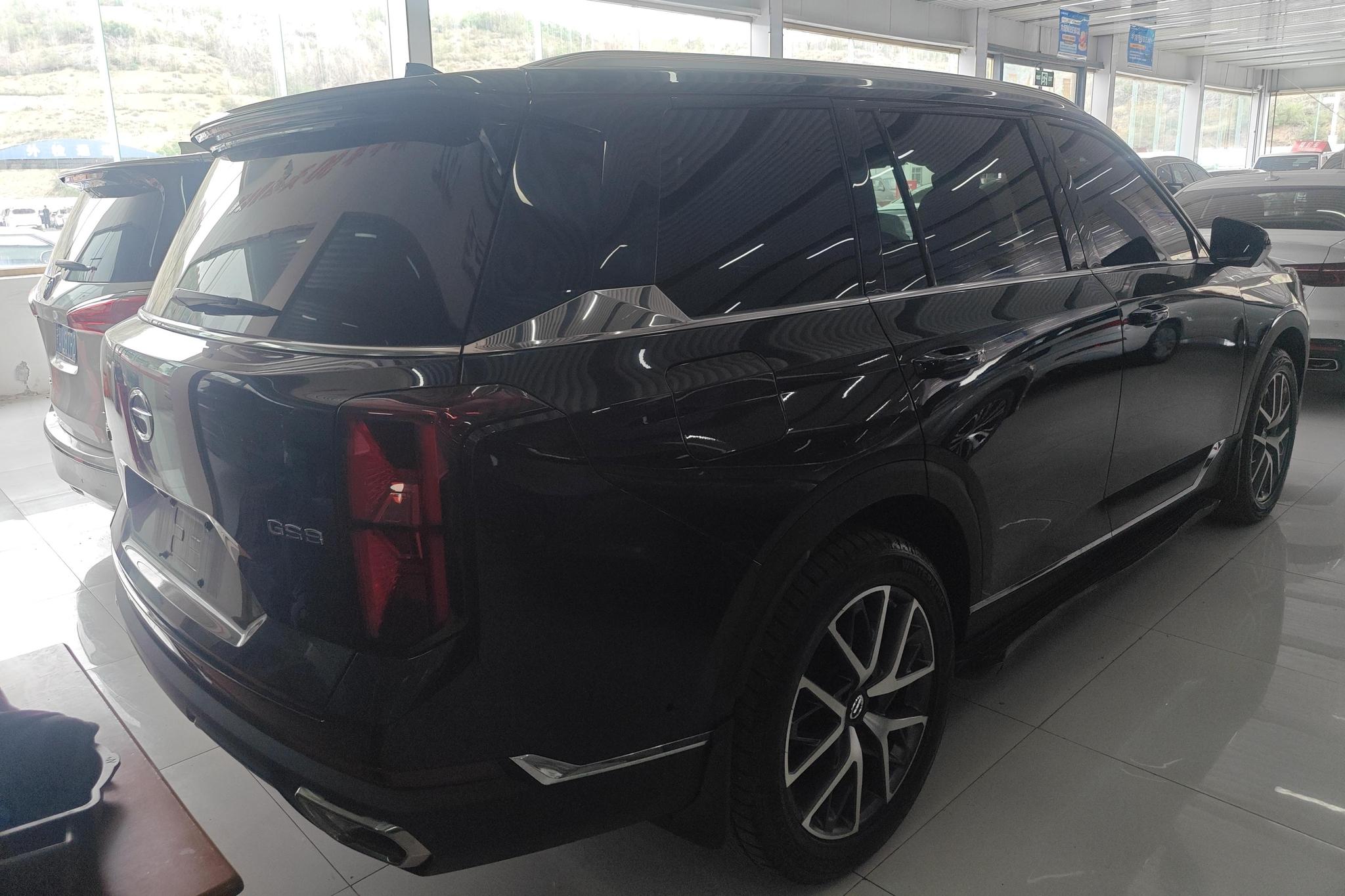 GAC GS8 2022 2.0TGDI Premium 7 мест