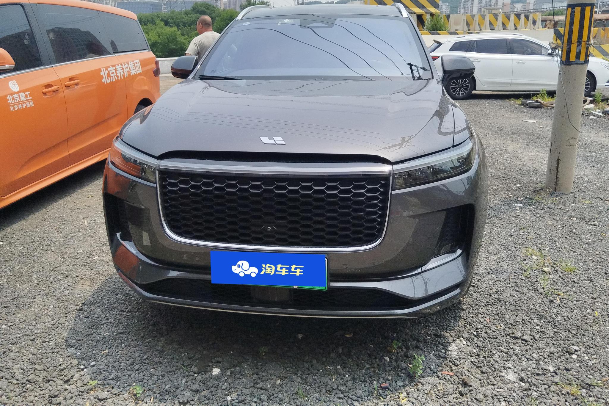 Li Auto ONE 2021 6 мест