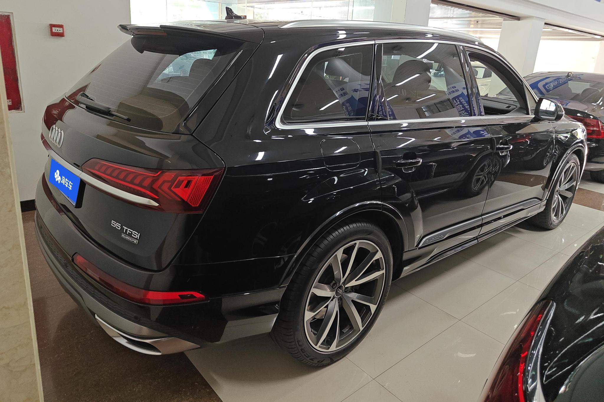 Audi Q7 2023 55 TFSI quattro S line Sport