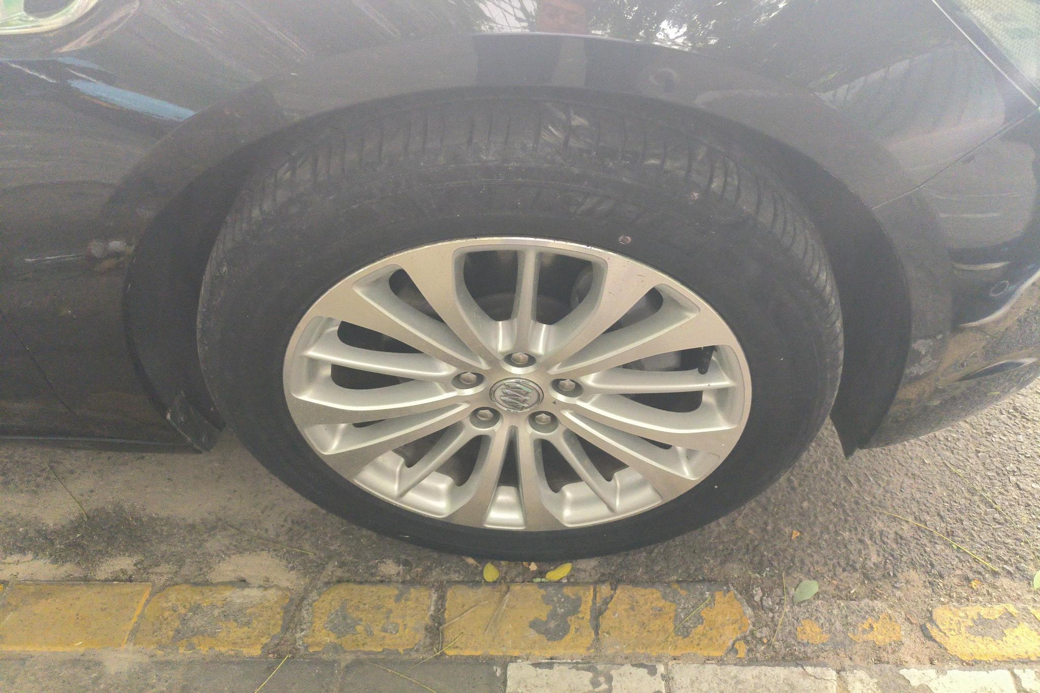Buick LaCrosse 2016 28T Premium