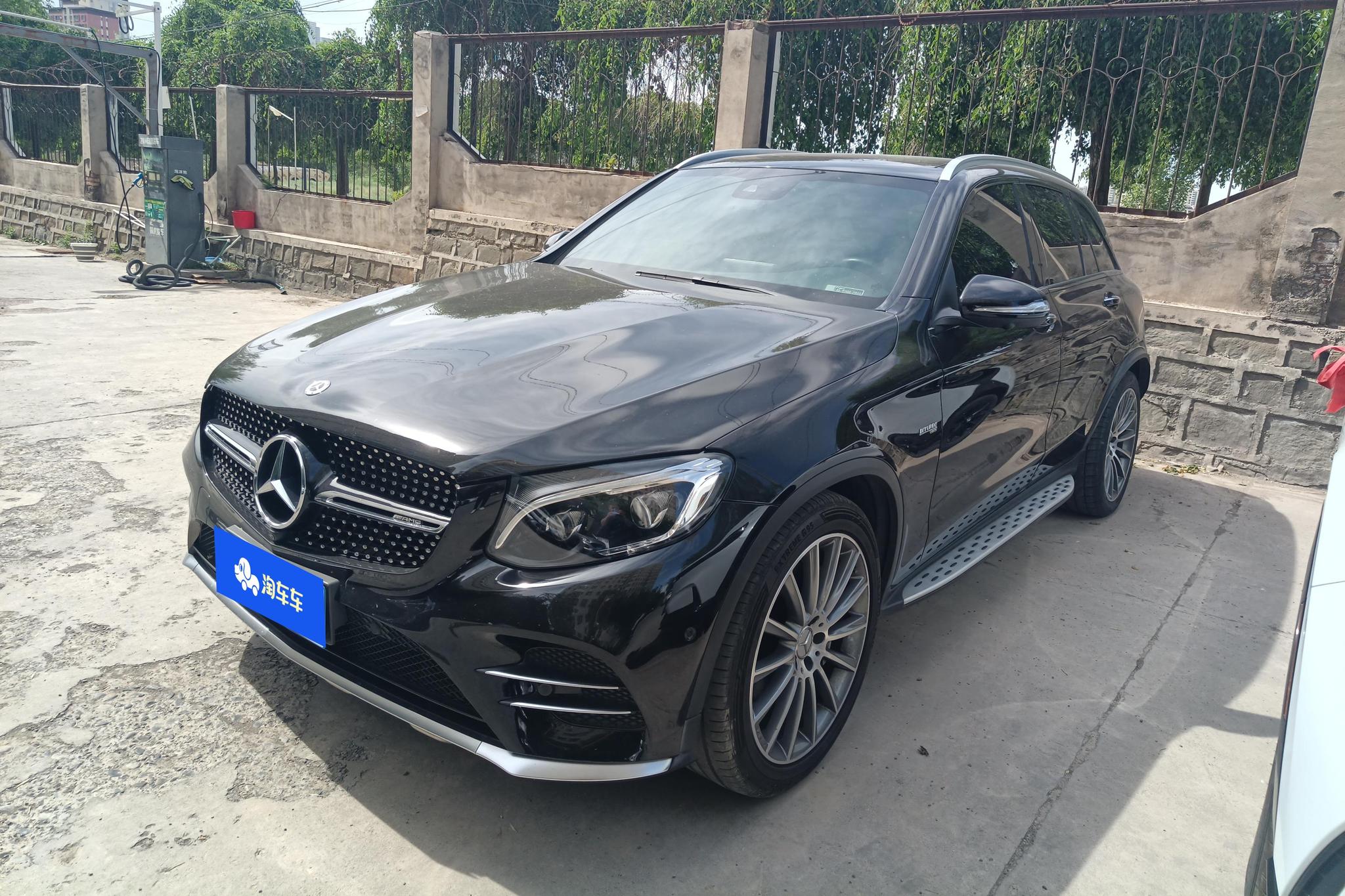 Mercedes-Benz GLC A MG