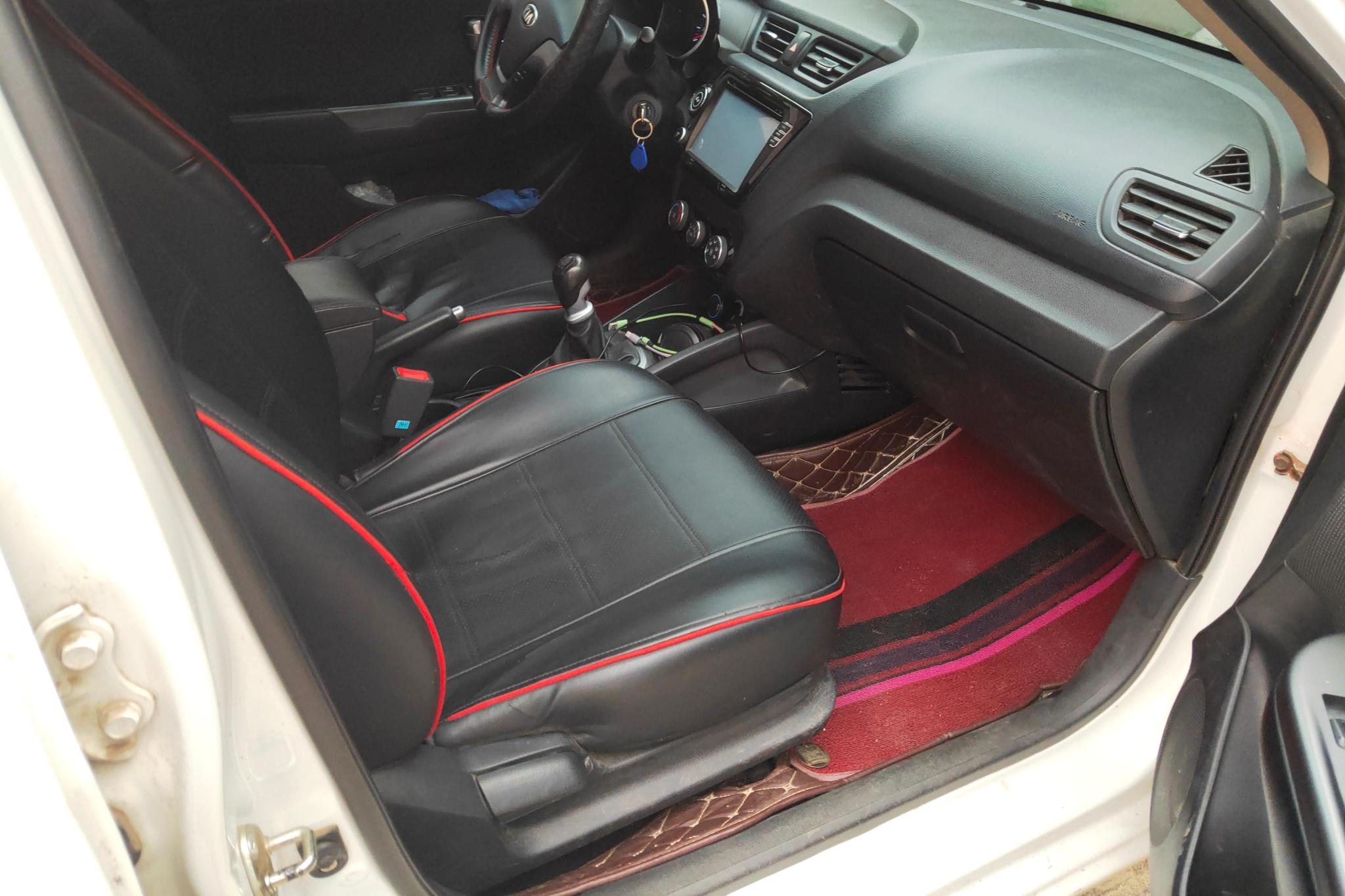 Kia K2 2015 1.4L MT GLS