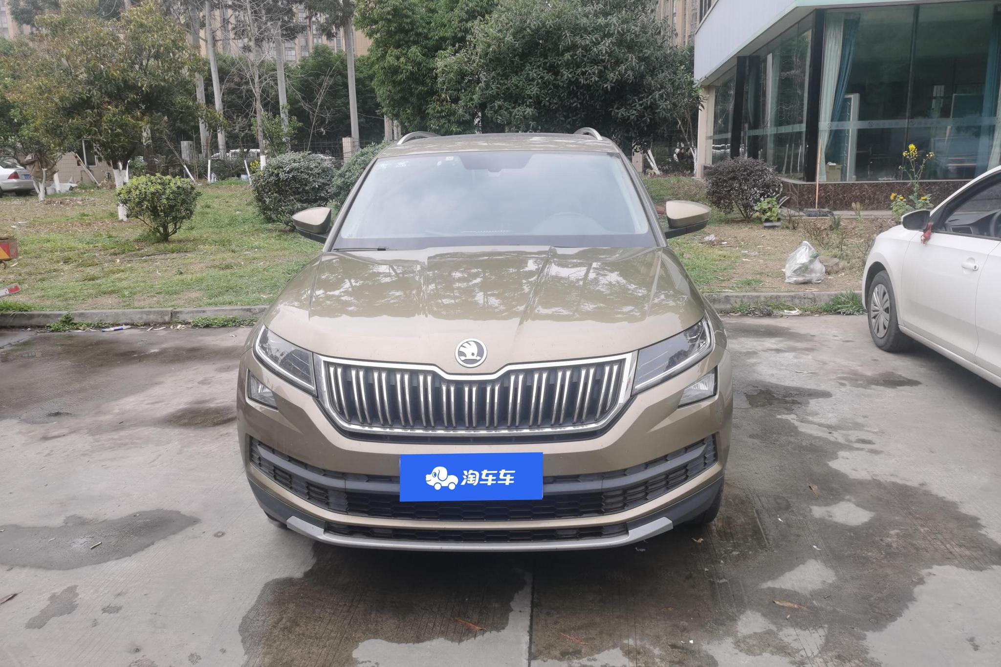 Skoda Kodiaq 2017 TSI330 7 мест Luxury