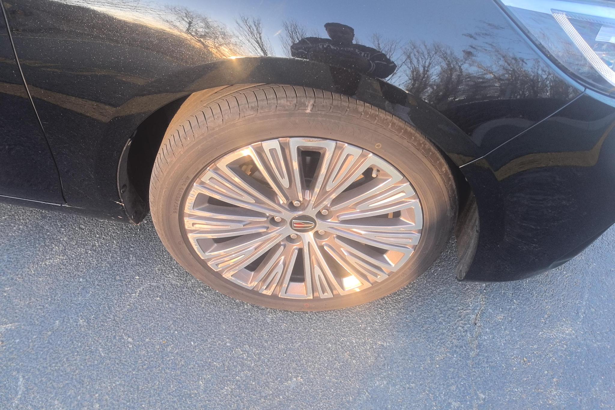 Hongqi H5 2022 1.8T AT