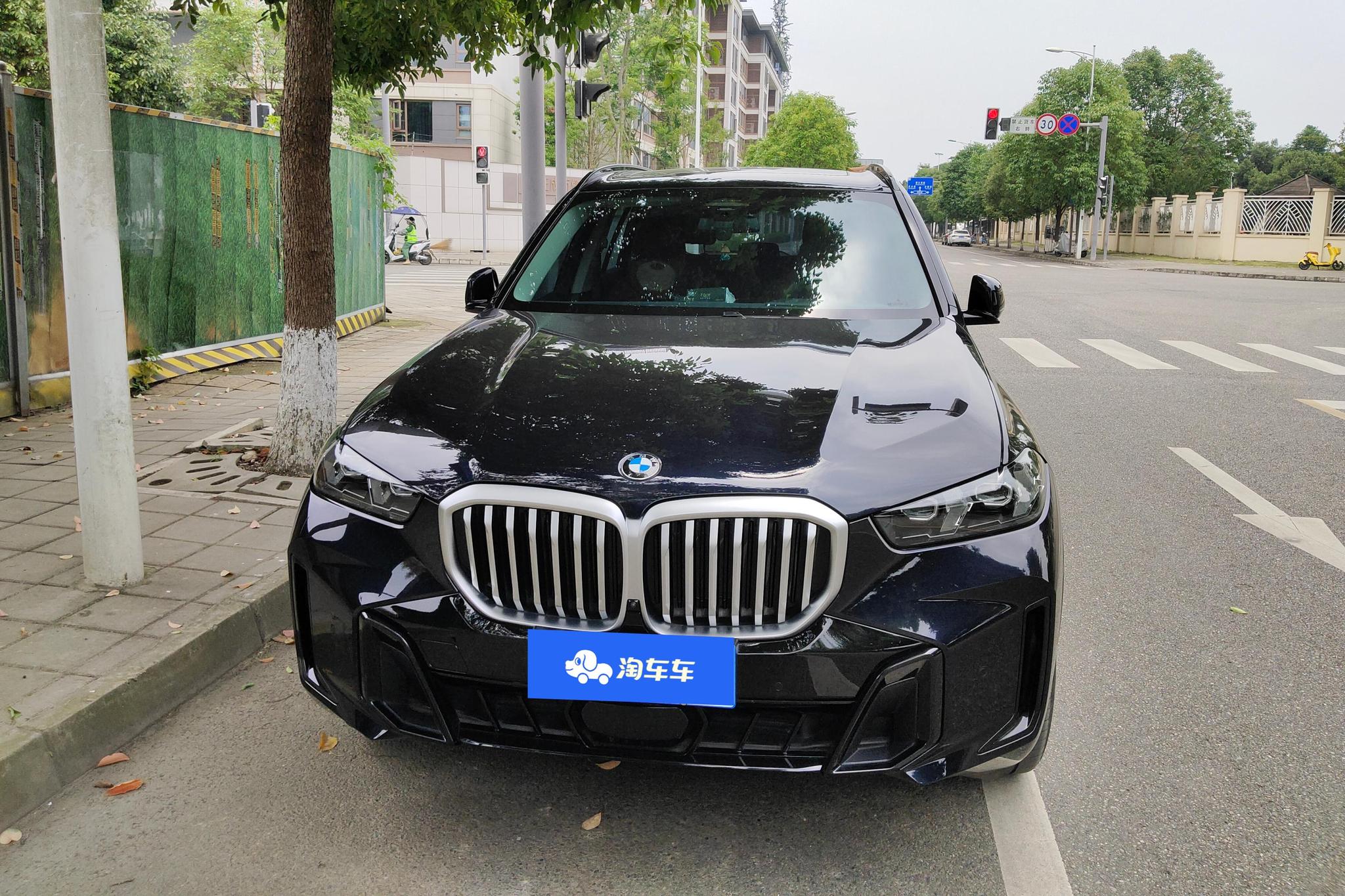 BMW X5 2023 xDrive30Li Premium M Sport