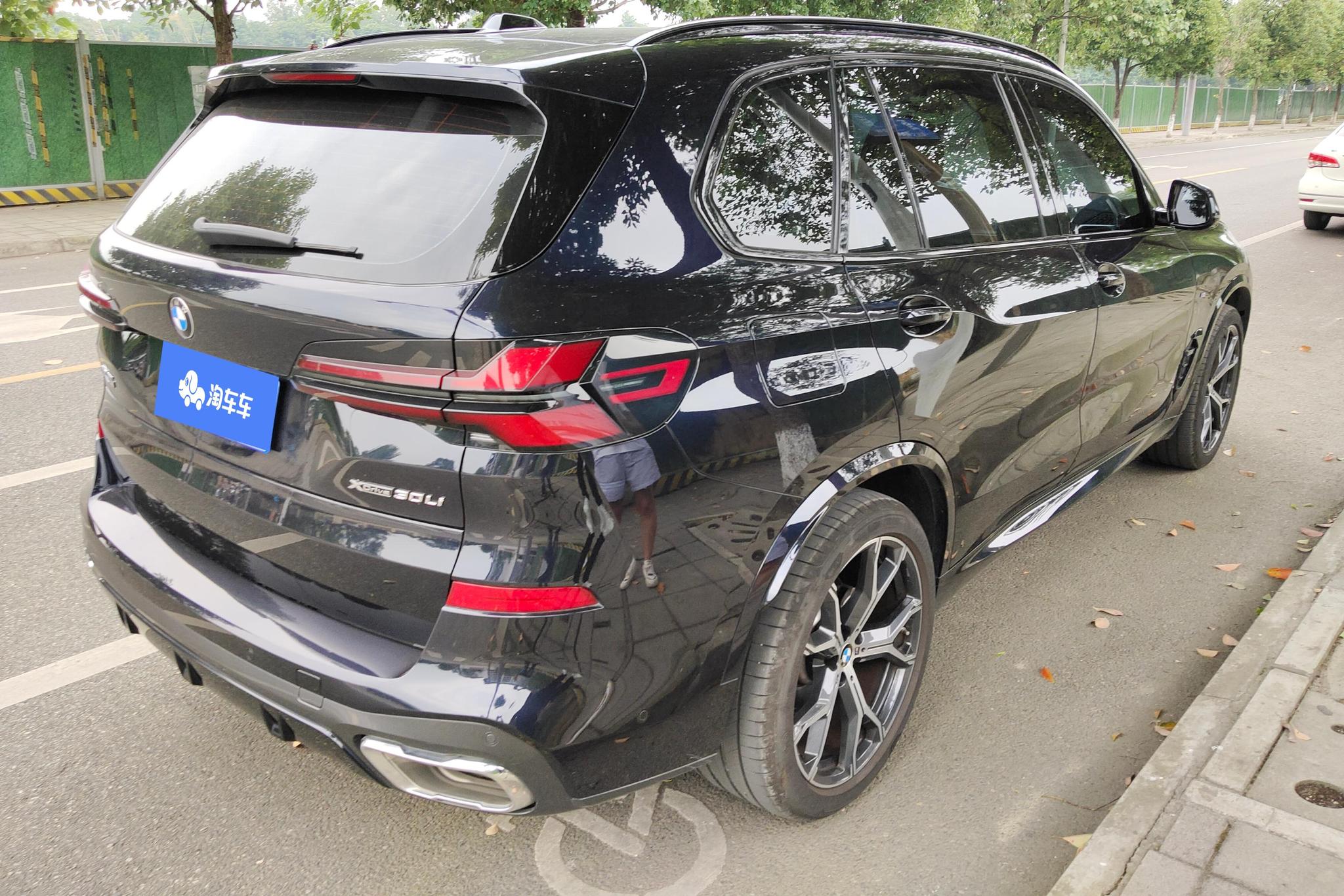 BMW X5 2023 xDrive30Li Premium M Sport