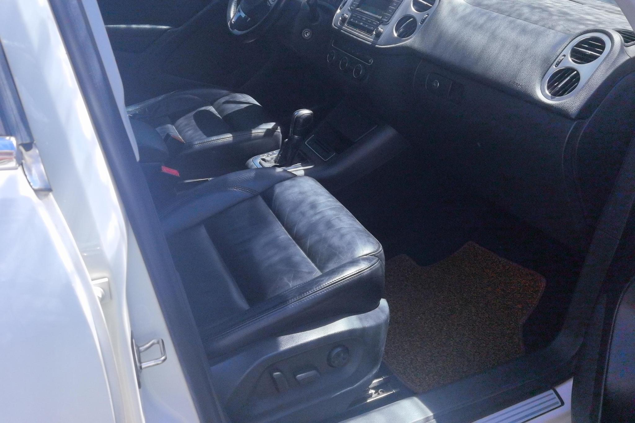 Volkswagen Tiguan 2013 1.8TSI AT Comfort