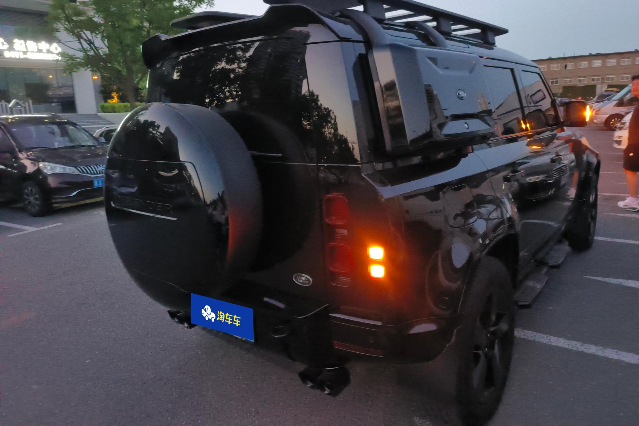 Land Rover Defender 2023 110 P400 X-DYNAMIC HSE