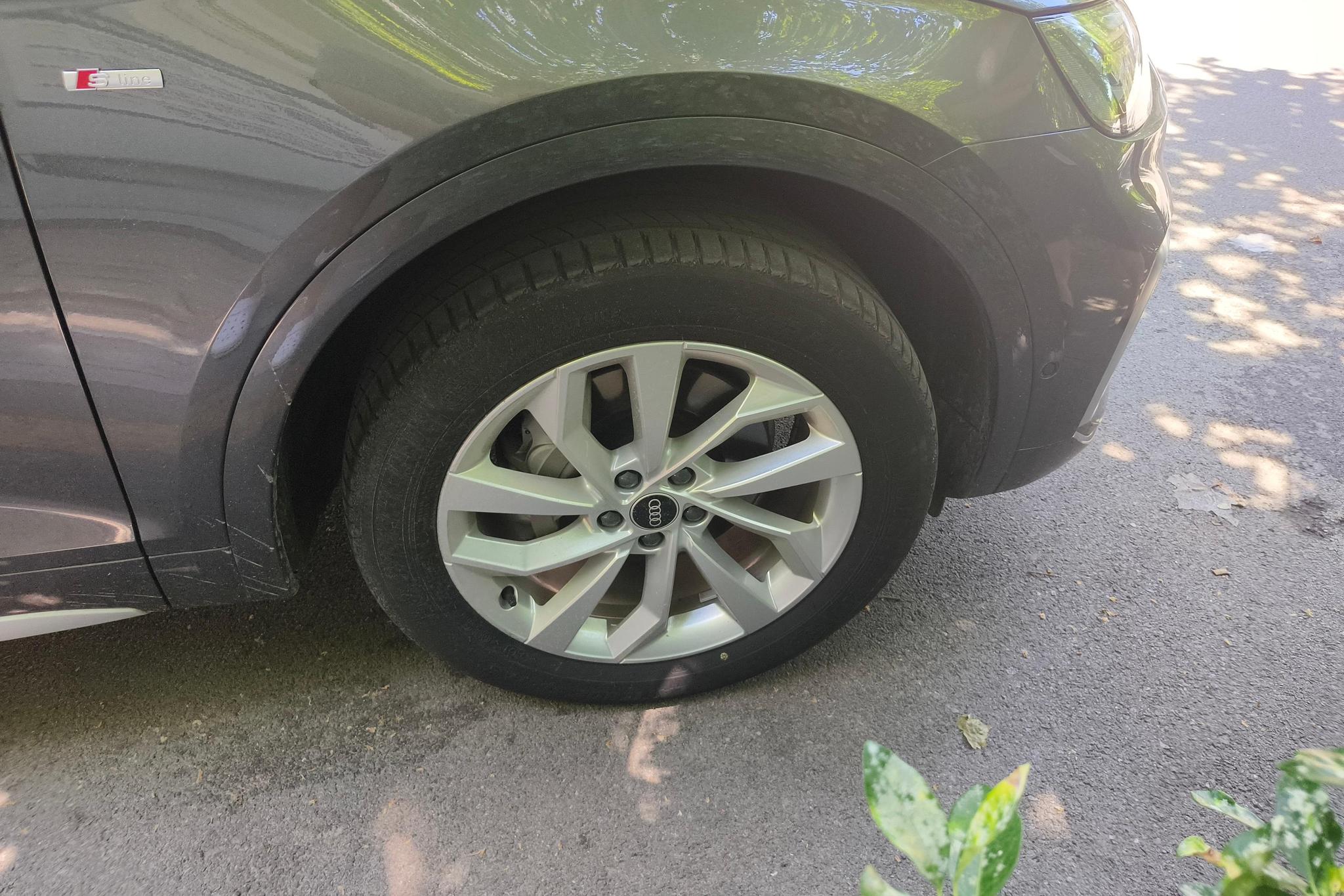 Audi Q5L 2021 40 TFSI Luxury